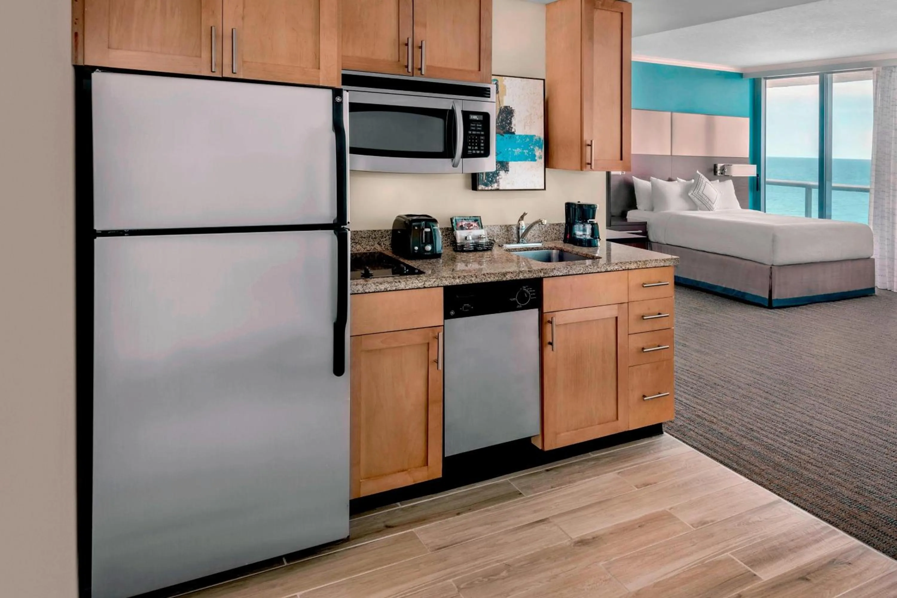 Kitchen or kitchenette in Residence Inn Fort Lauderdale Pompano Beach/Oceanfront