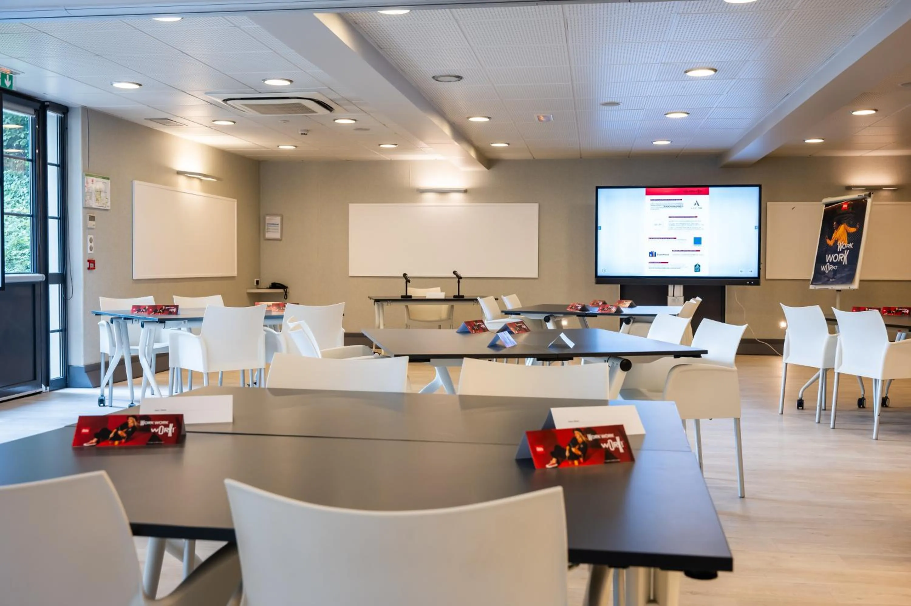 Meeting/conference room in ibis Dijon Gare