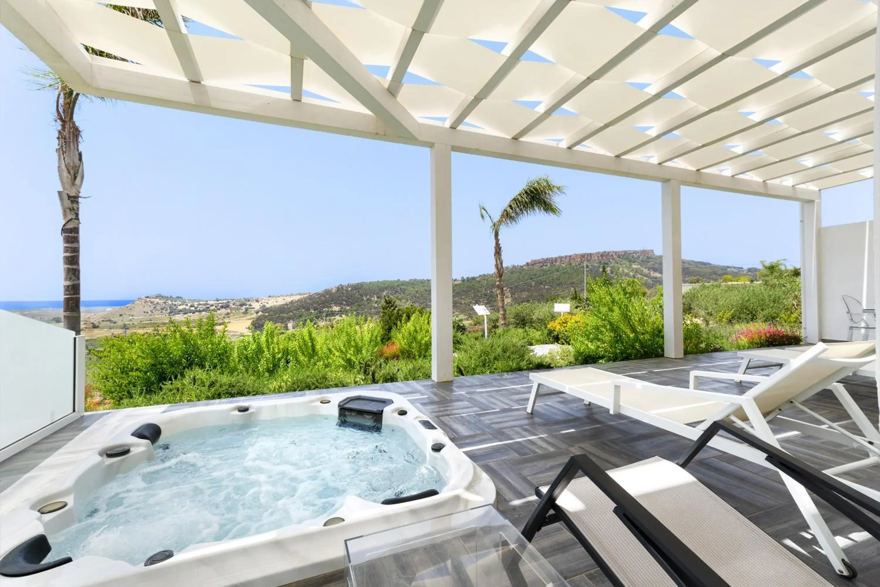 Suite with Hot Tub - Detached Villa in Doric Eco Boutique Resort & Spa - Sicily Suite with Hot Tub - Detached Villa in Doric Eco Boutique Resort & Spa - Sicily