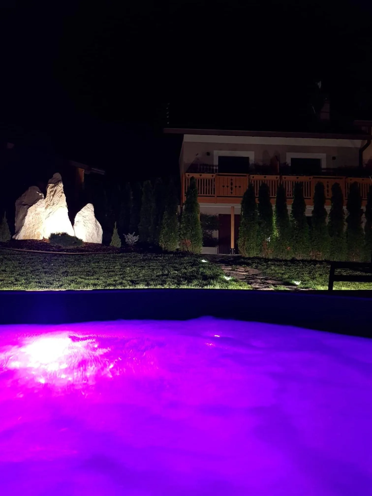 Open Air Bath in AGRITURISMO La Giasena