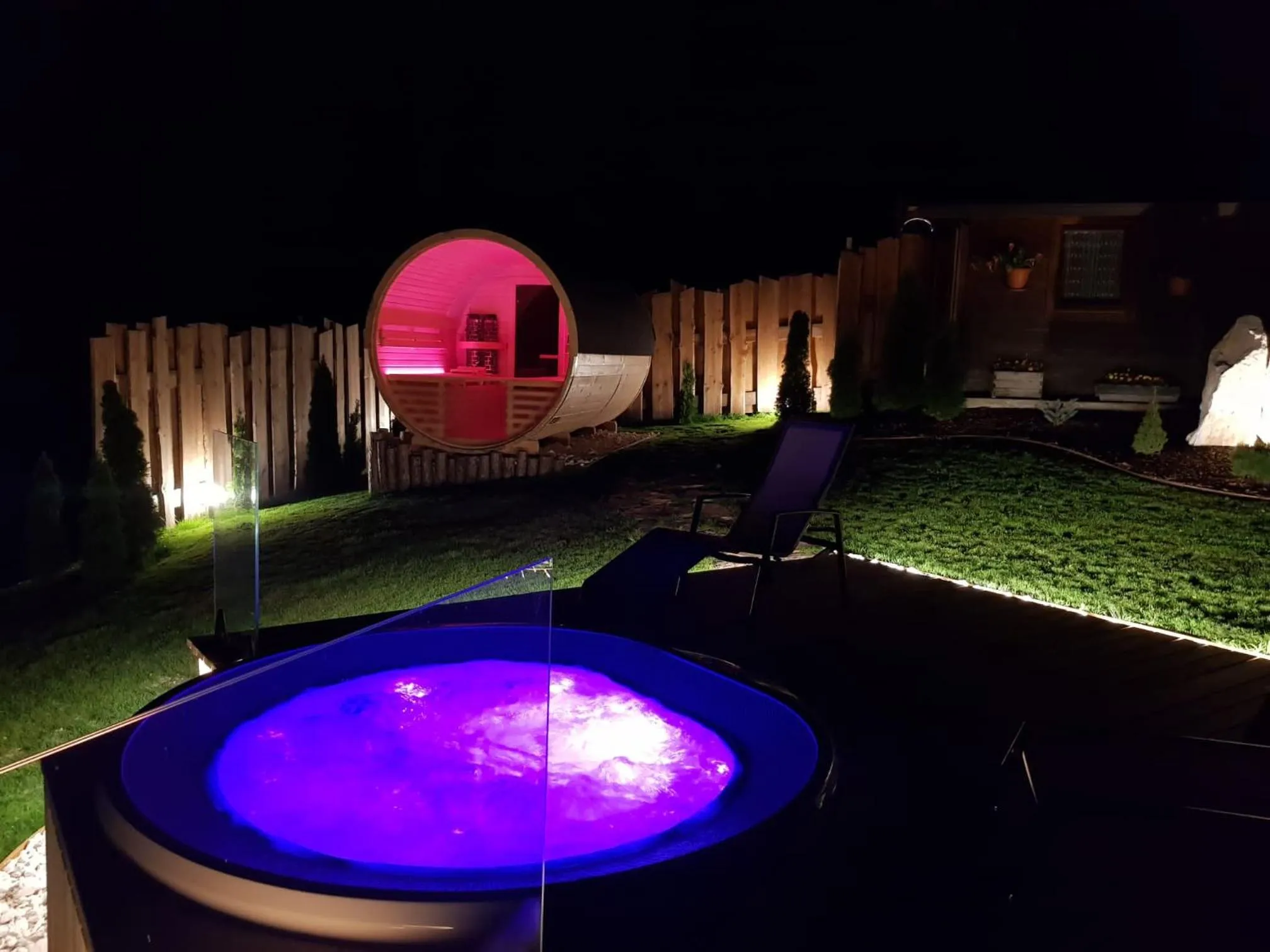 Hot Tub in AGRITURISMO La Giasena