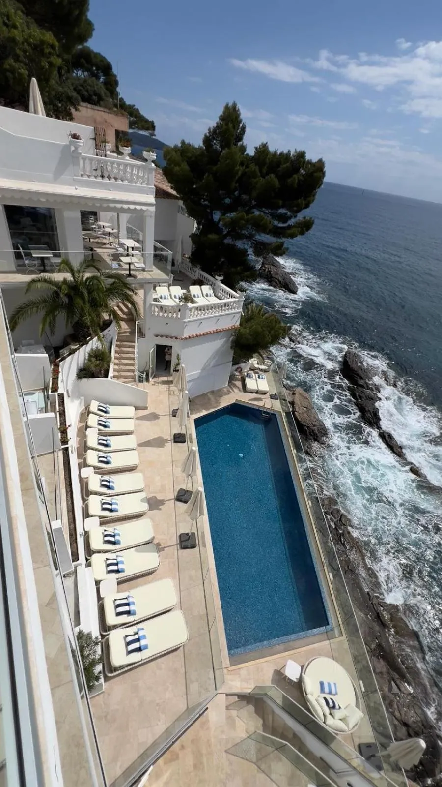 Property building in Hotel La Calanque