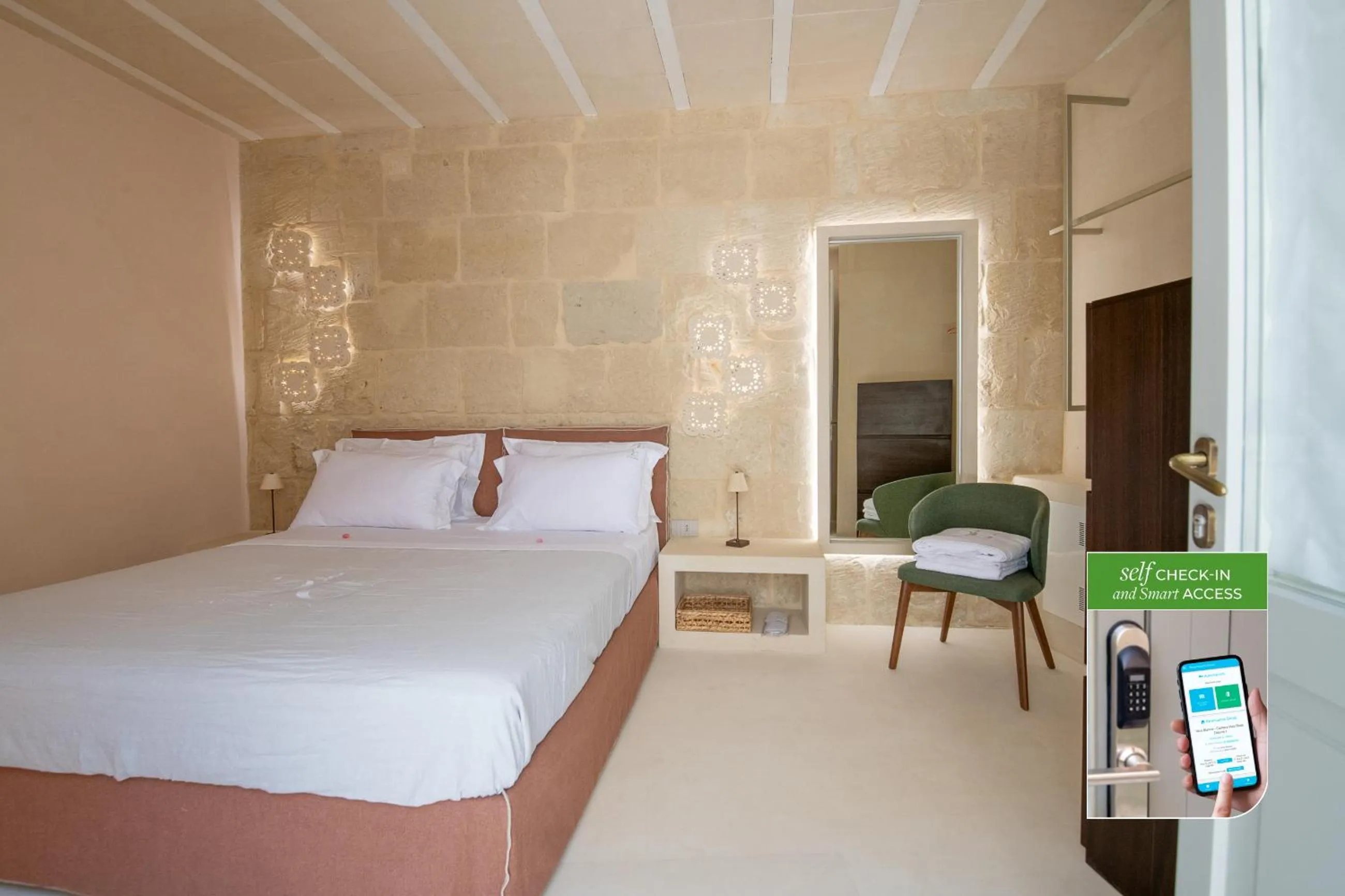 Bed in Corte Dei Granai Meeting & SPA - Raro Rooms Collection