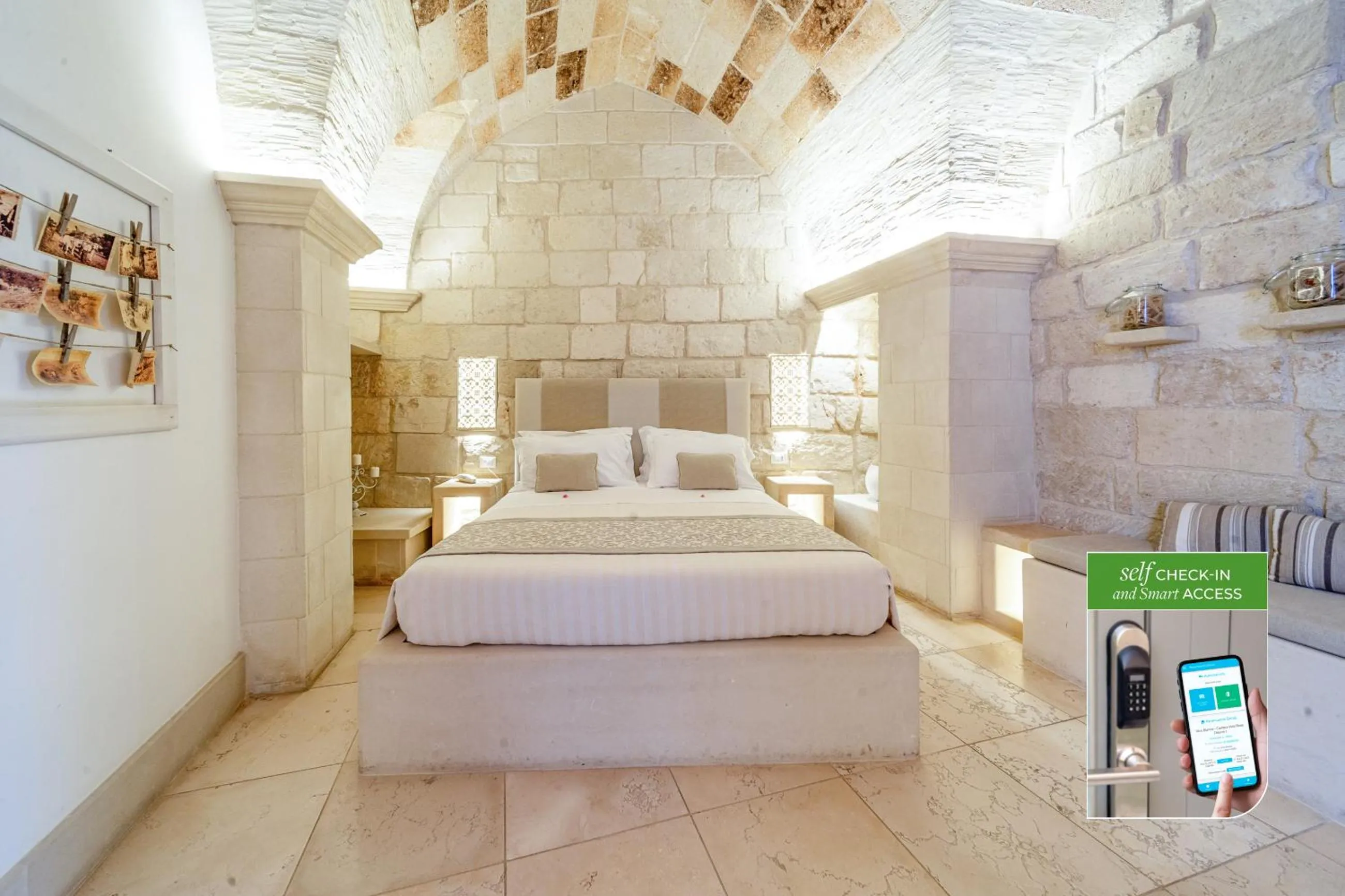 Bed in Corte Dei Granai Meeting & SPA - Raro Rooms Collection