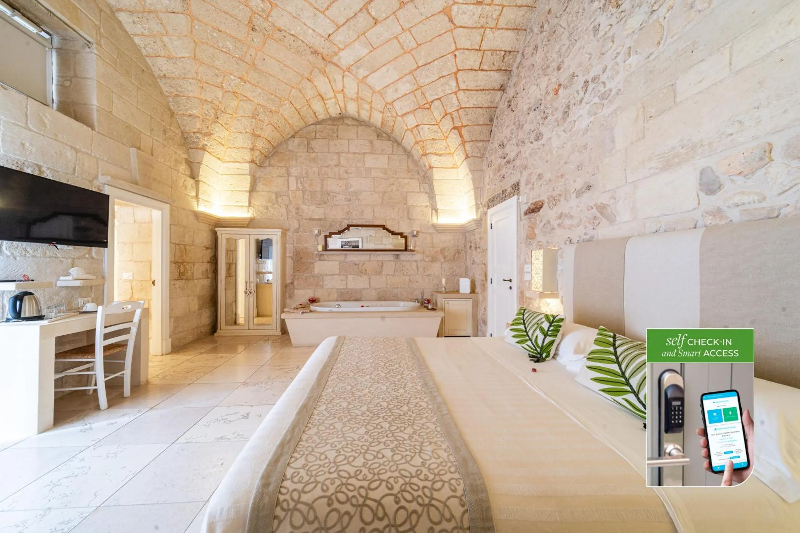 Bed in Corte Dei Granai Meeting & SPA - Raro Rooms Collection