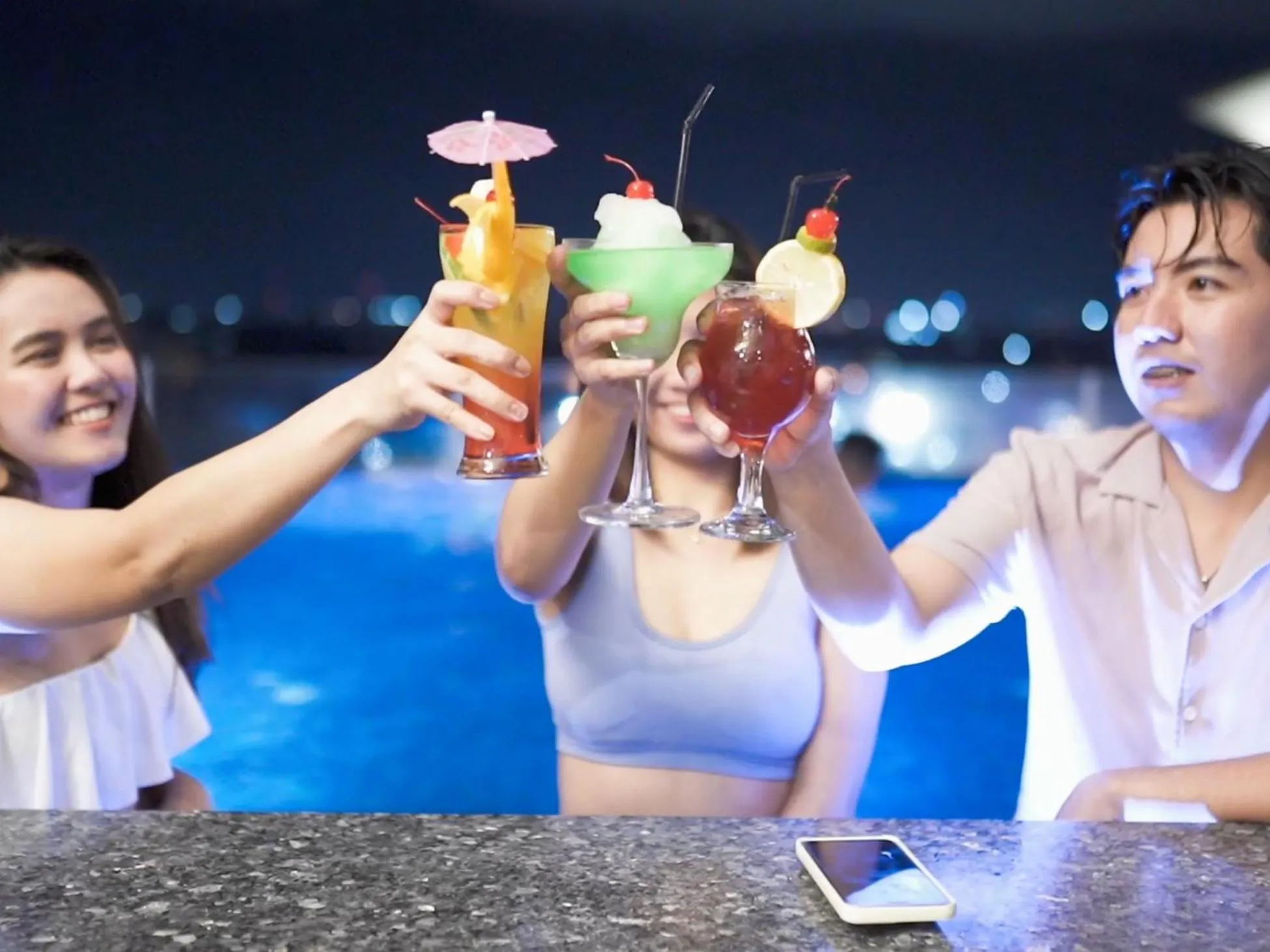 Swimming pool in Zuri Hotel