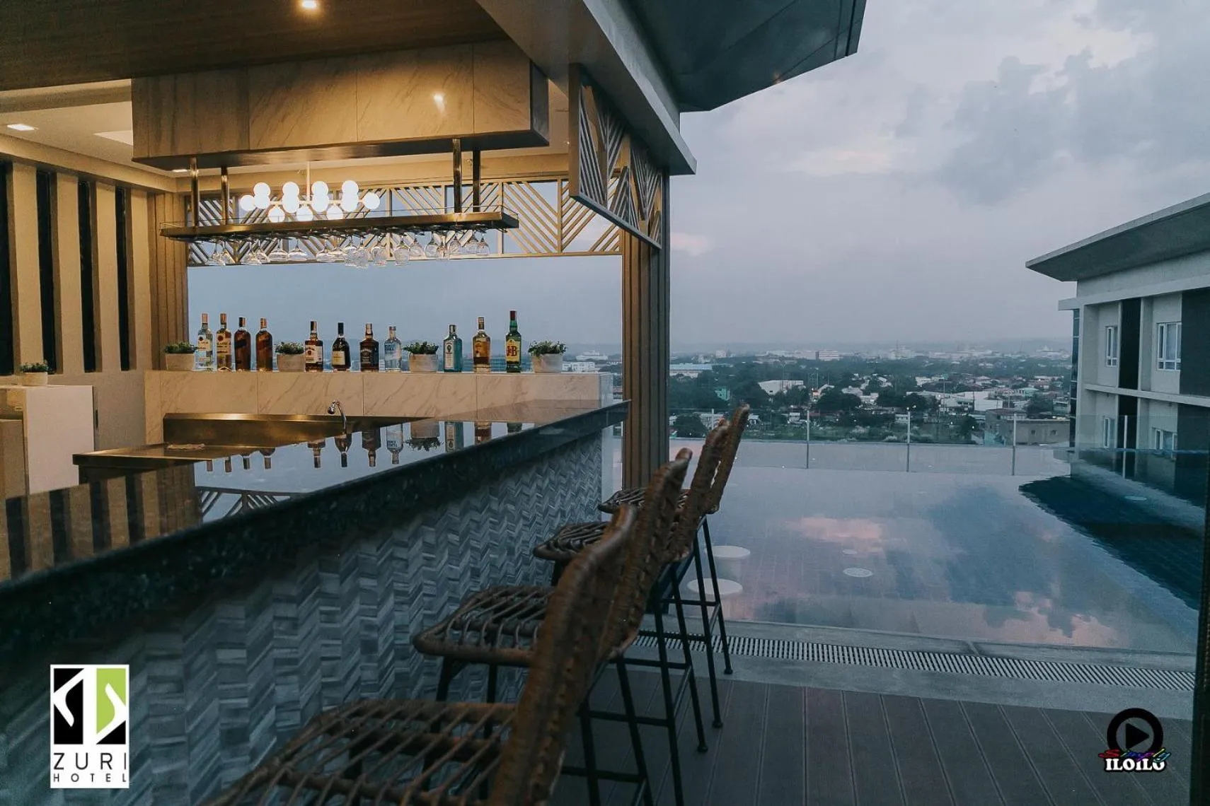 Lounge or bar in Zuri Hotel