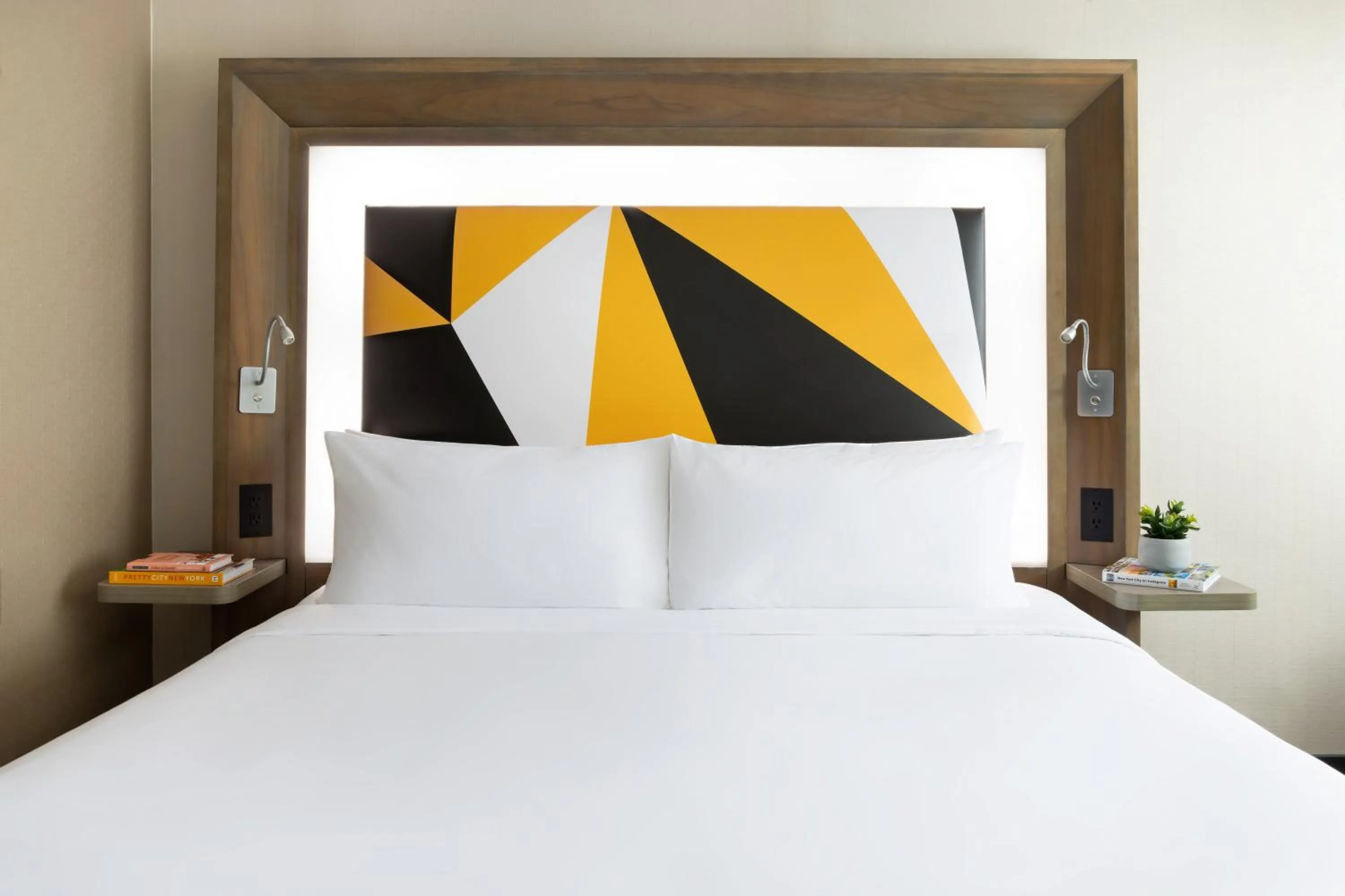 Bedroom, Bed in M Social Hotel Times Square New York