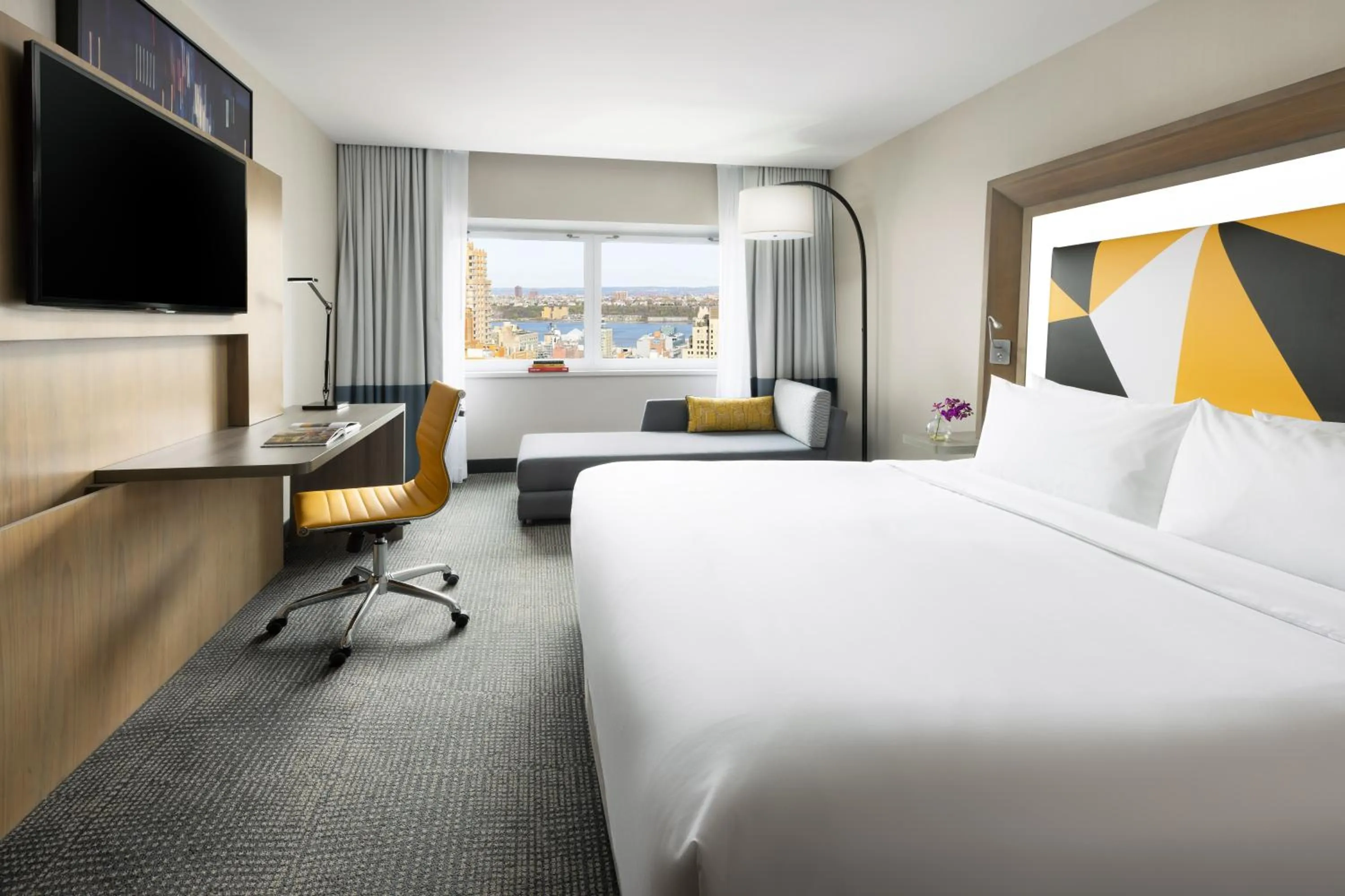 Bedroom, Bed in M Social Hotel Times Square New York