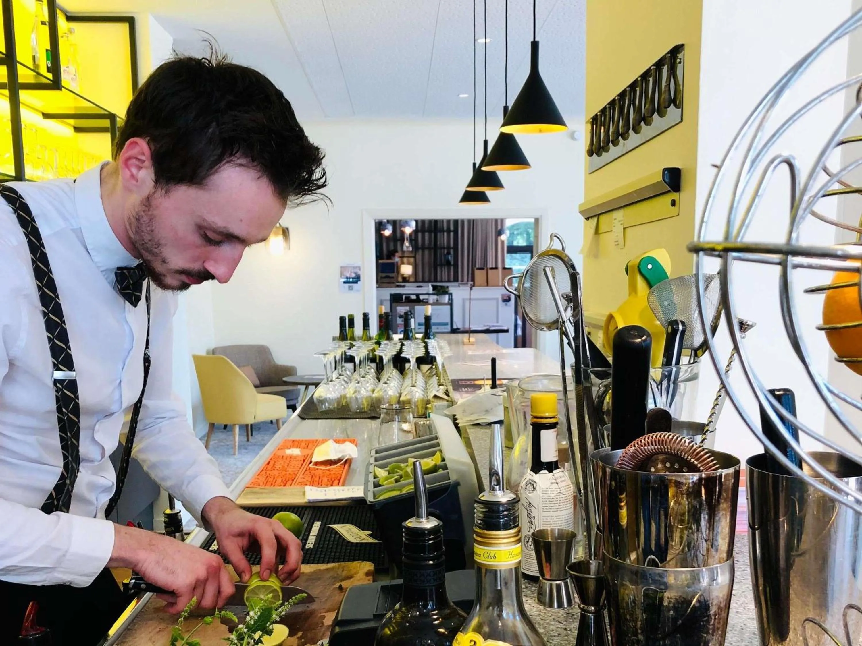 Lounge or bar in Mercure Aix-les-Bains Domaine de Marlioz Hôtel & Spa