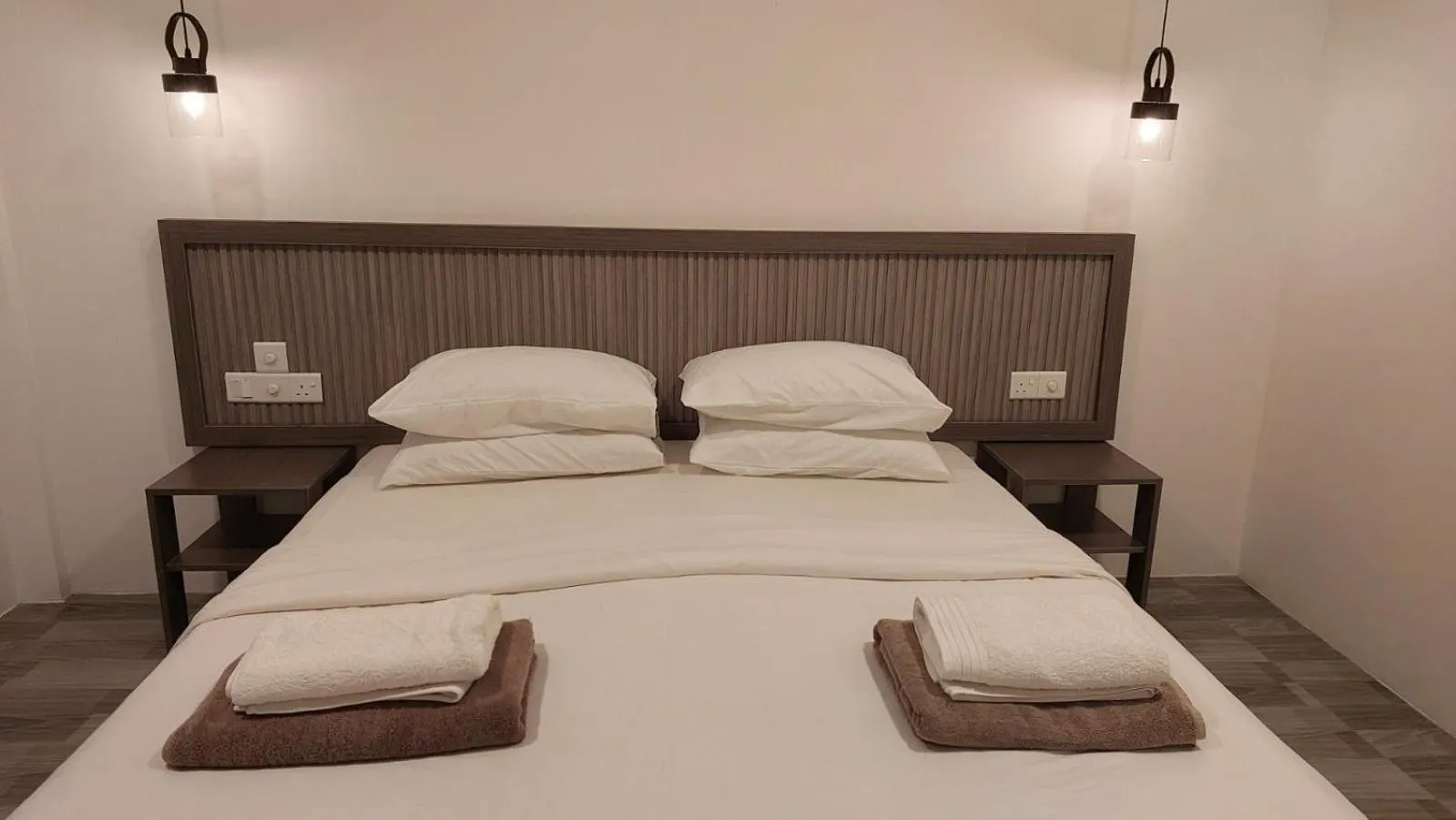 Bed in Nirili Villa