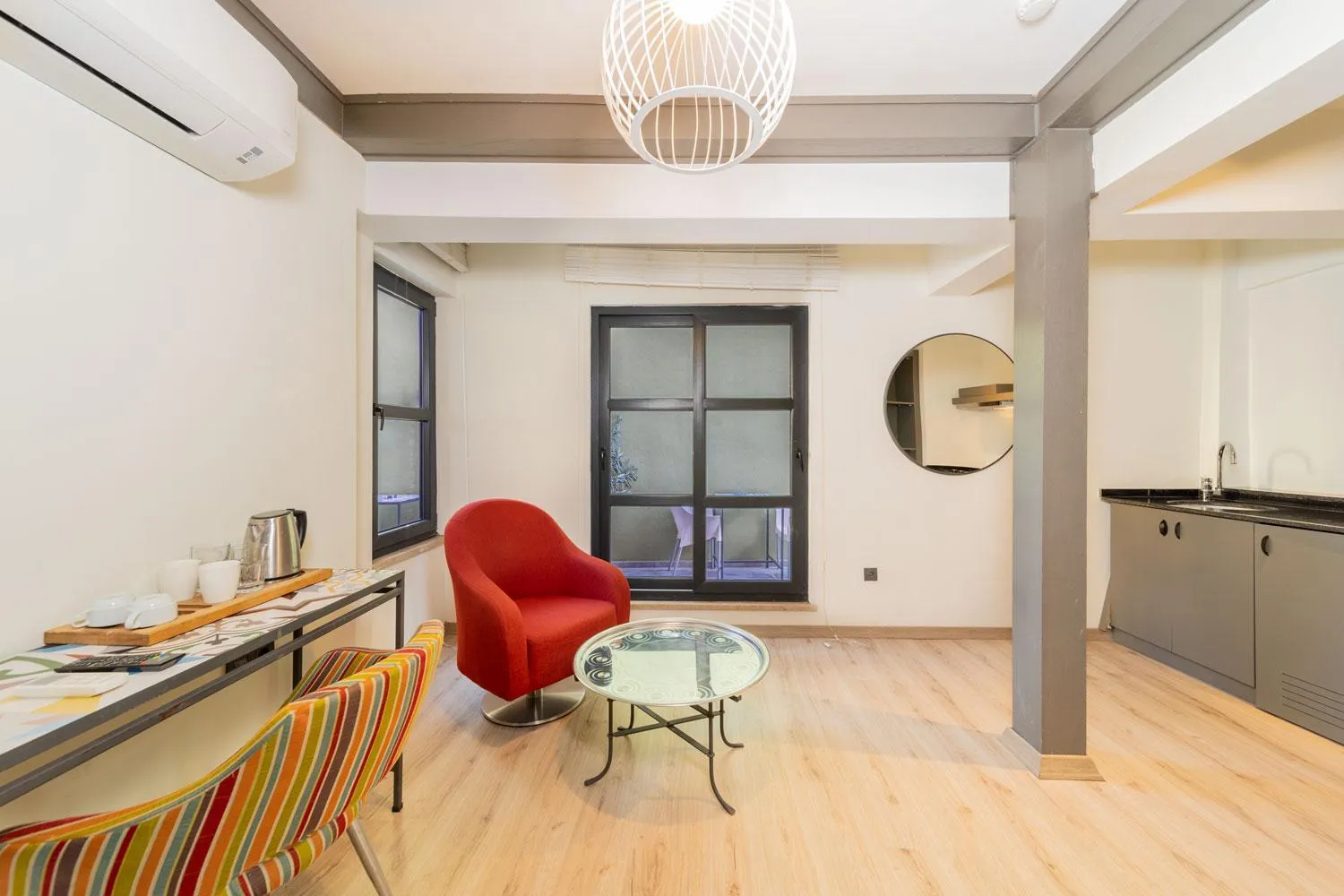 Kitchen or kitchenette in Alp Pasa Fiore Garden Suites - Special Class