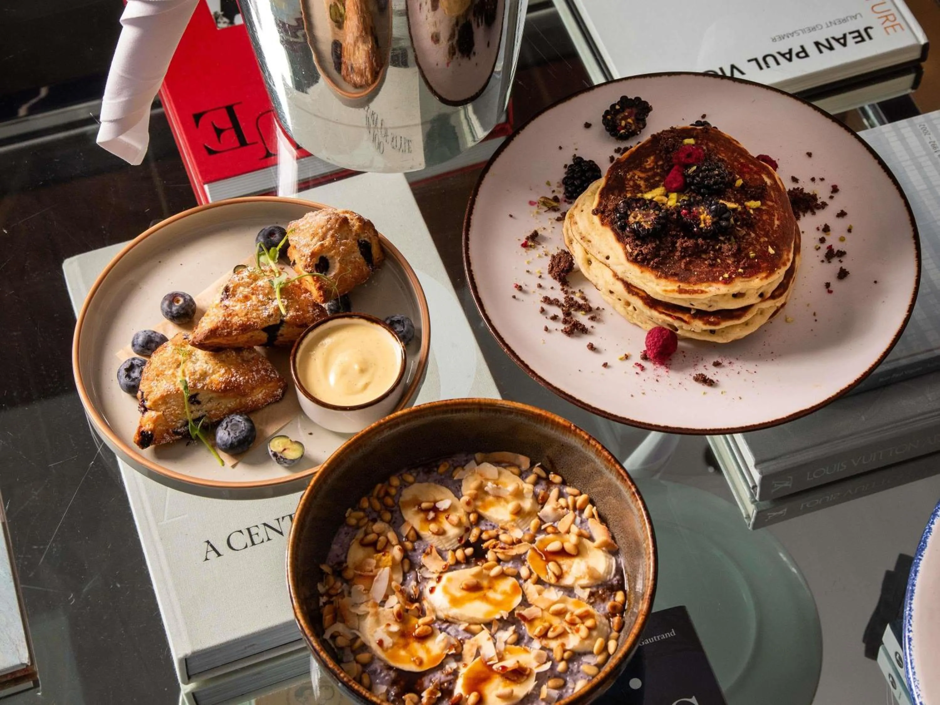 Restaurant/places to eat in Sofitel Chicago Magnificent Mile