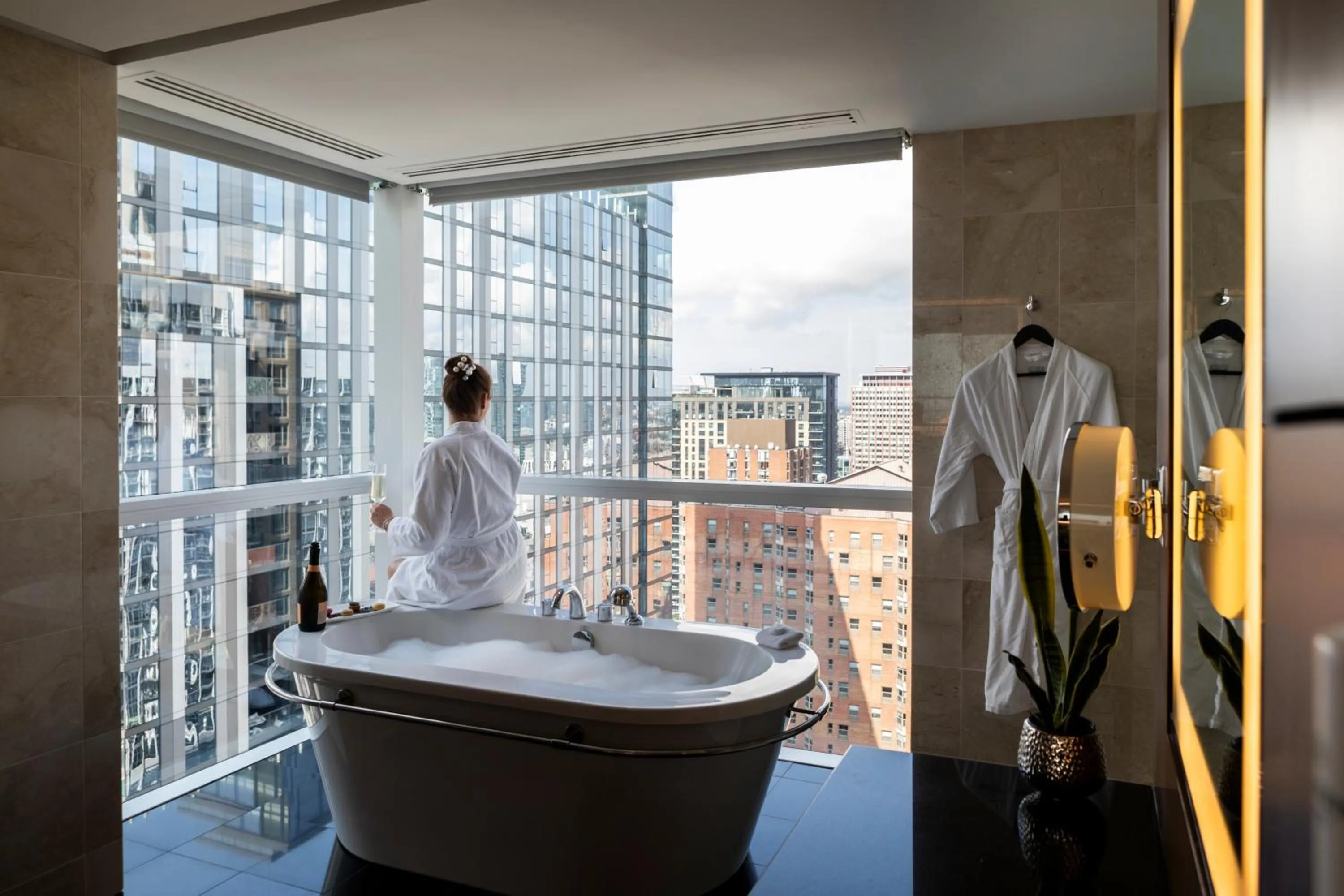 Bathroom in Sofitel Chicago Magnificent Mile