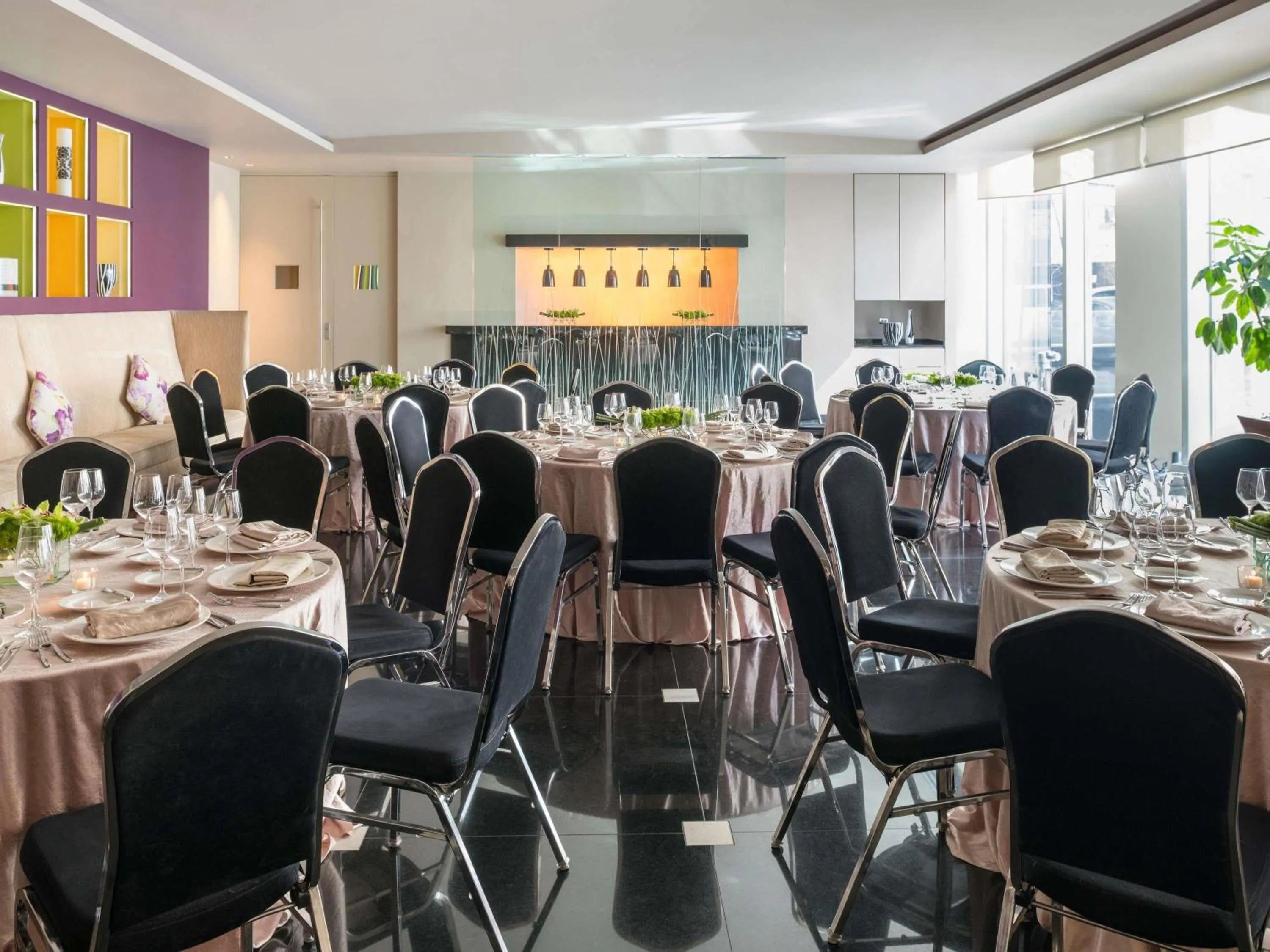 Meeting/conference room in Sofitel Chicago Magnificent Mile