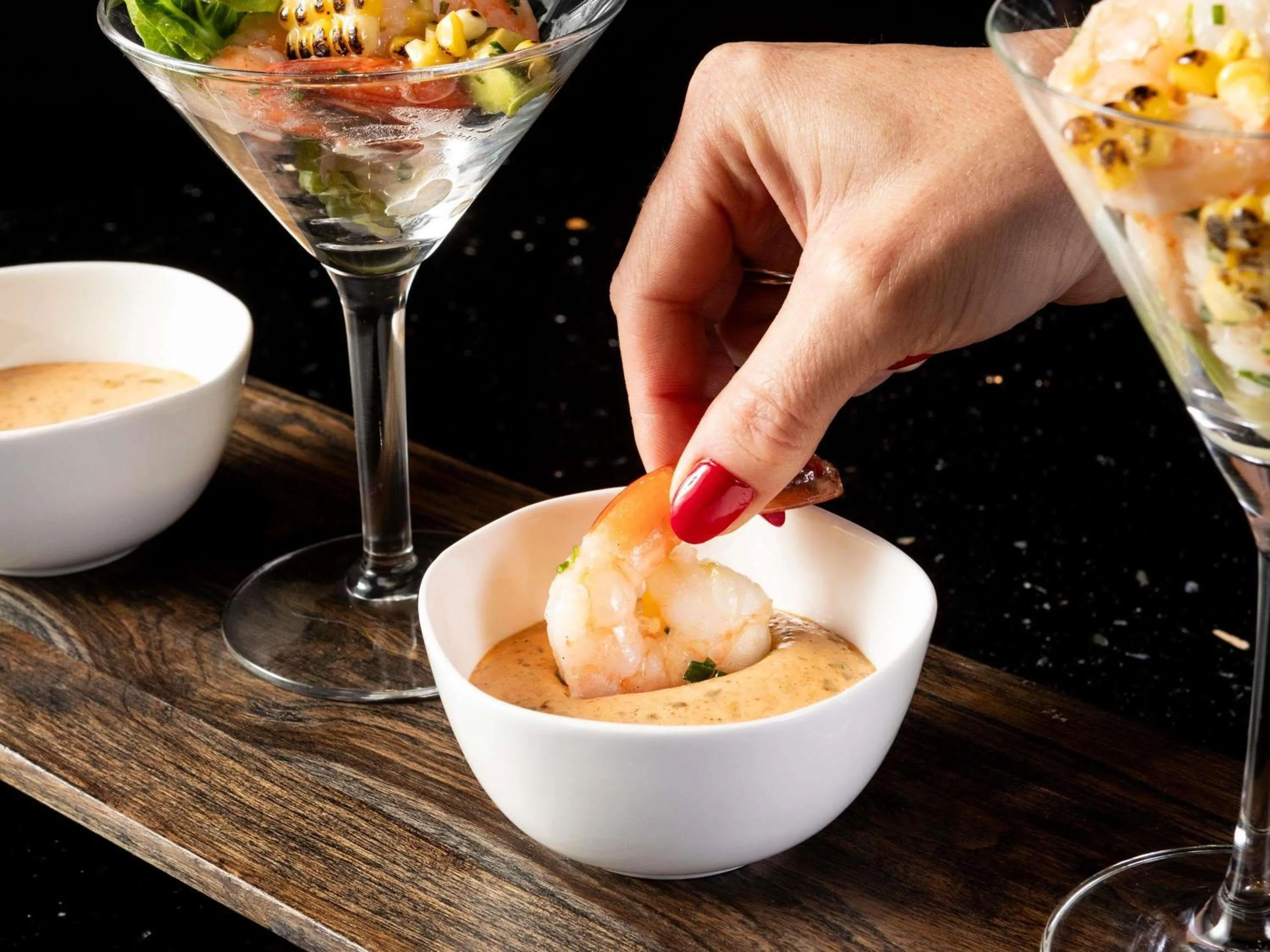 Lounge or bar in Sofitel Chicago Magnificent Mile