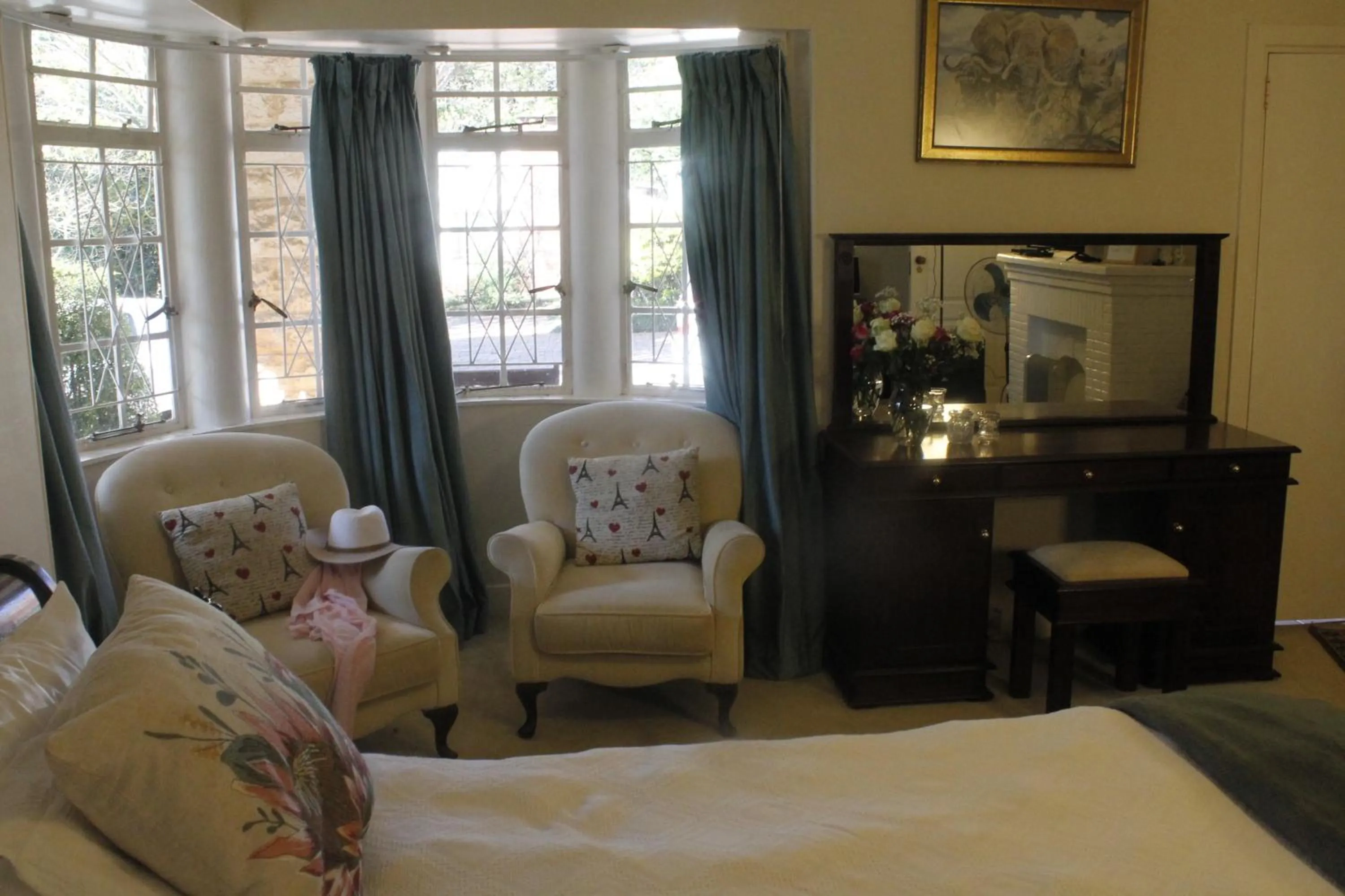 Bedroom, Bed in Umoya