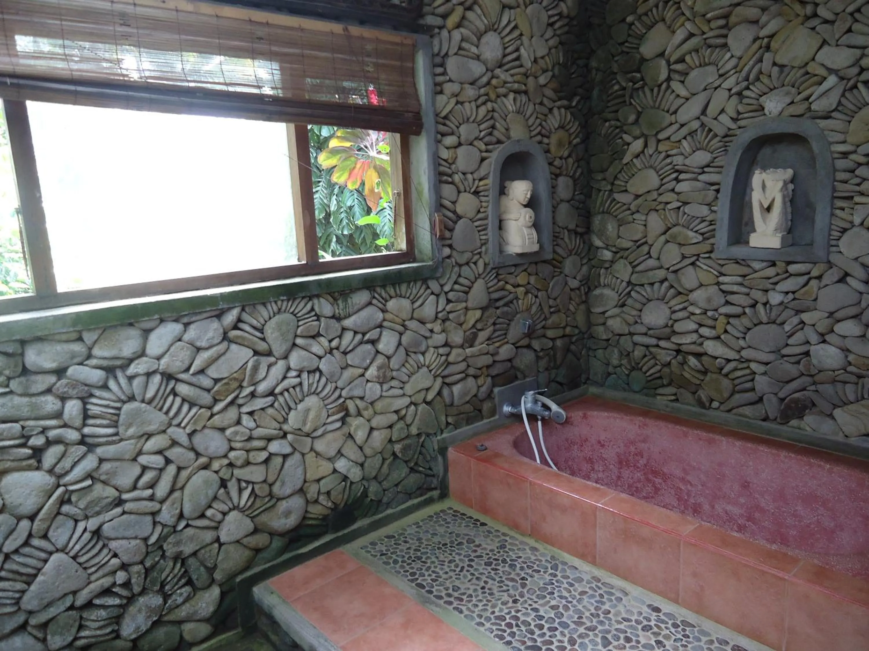 Bathroom in Sari Wangi Cottage