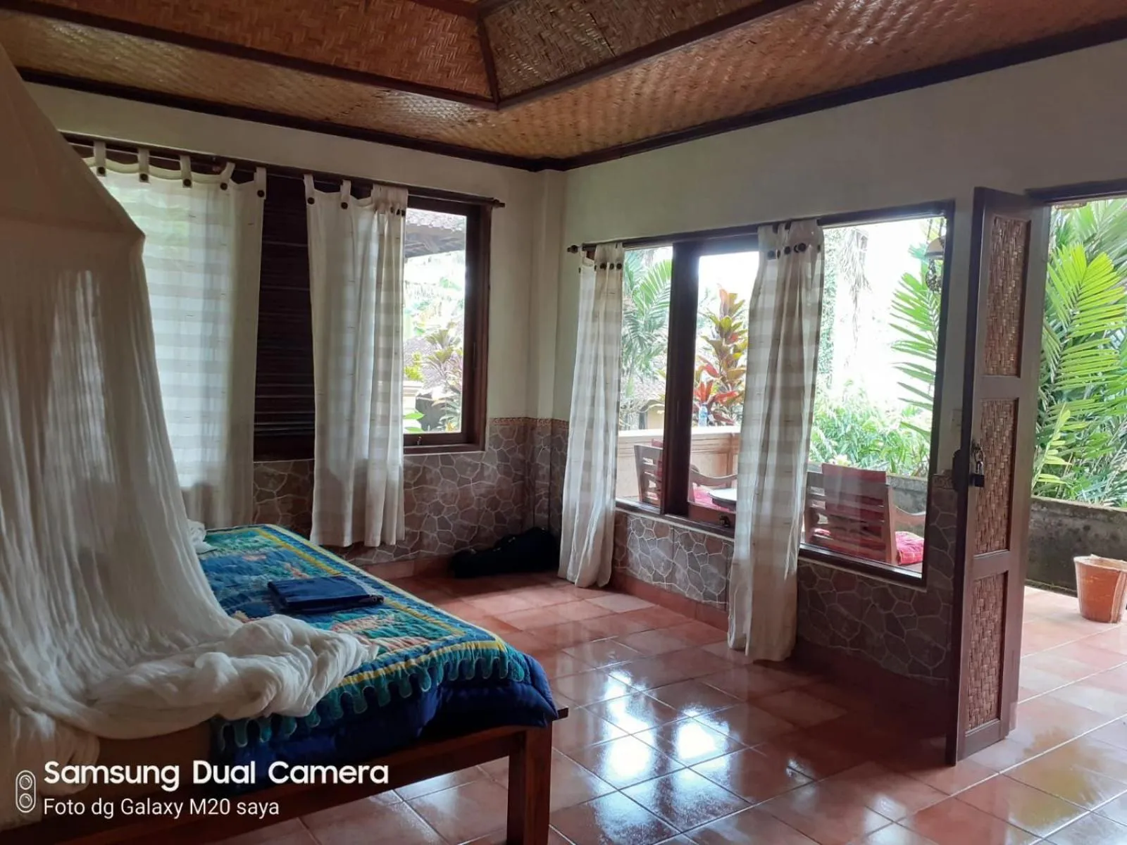 Photo of the whole room in Sari Wangi Cottage