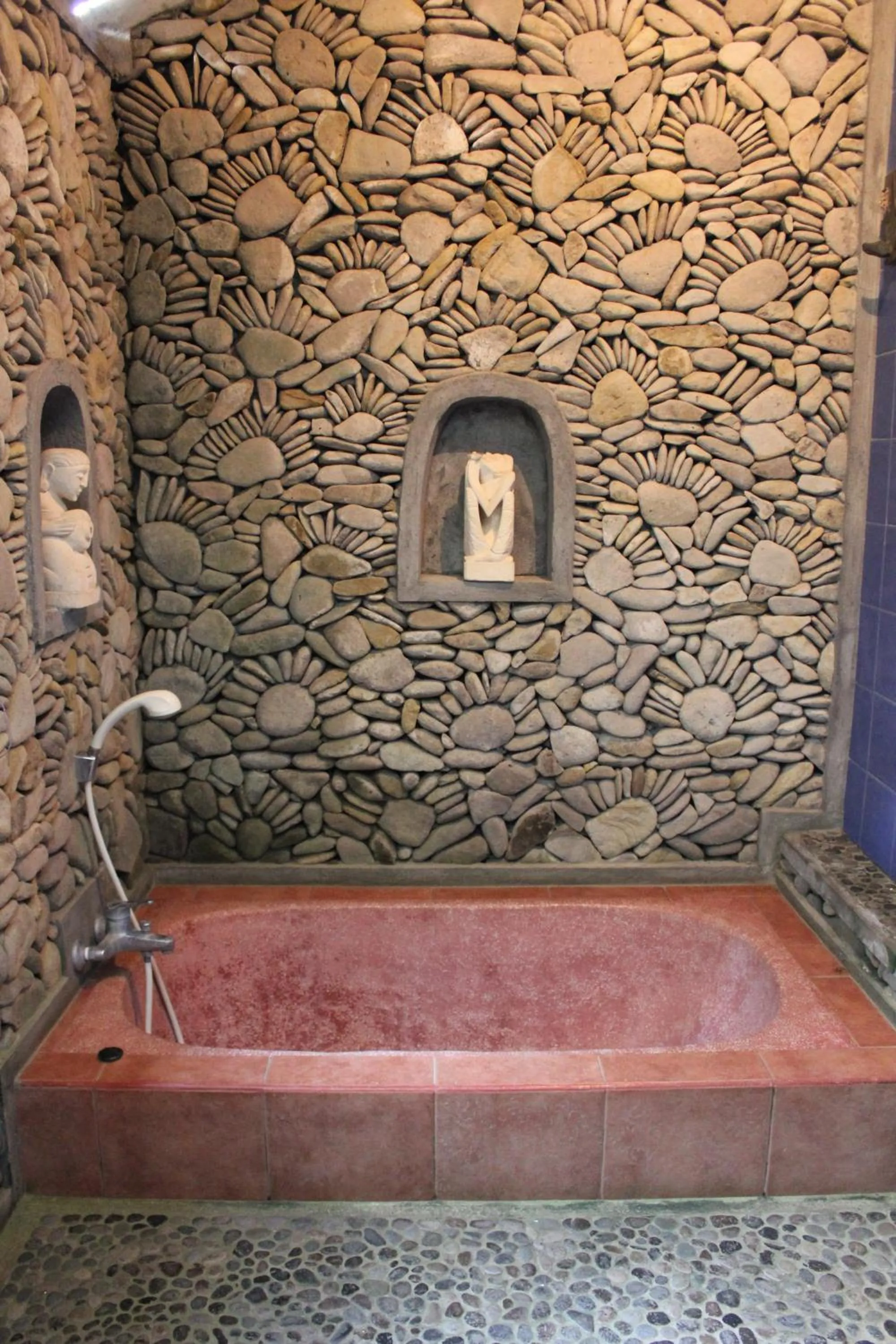 Bathroom in Sari Wangi Cottage