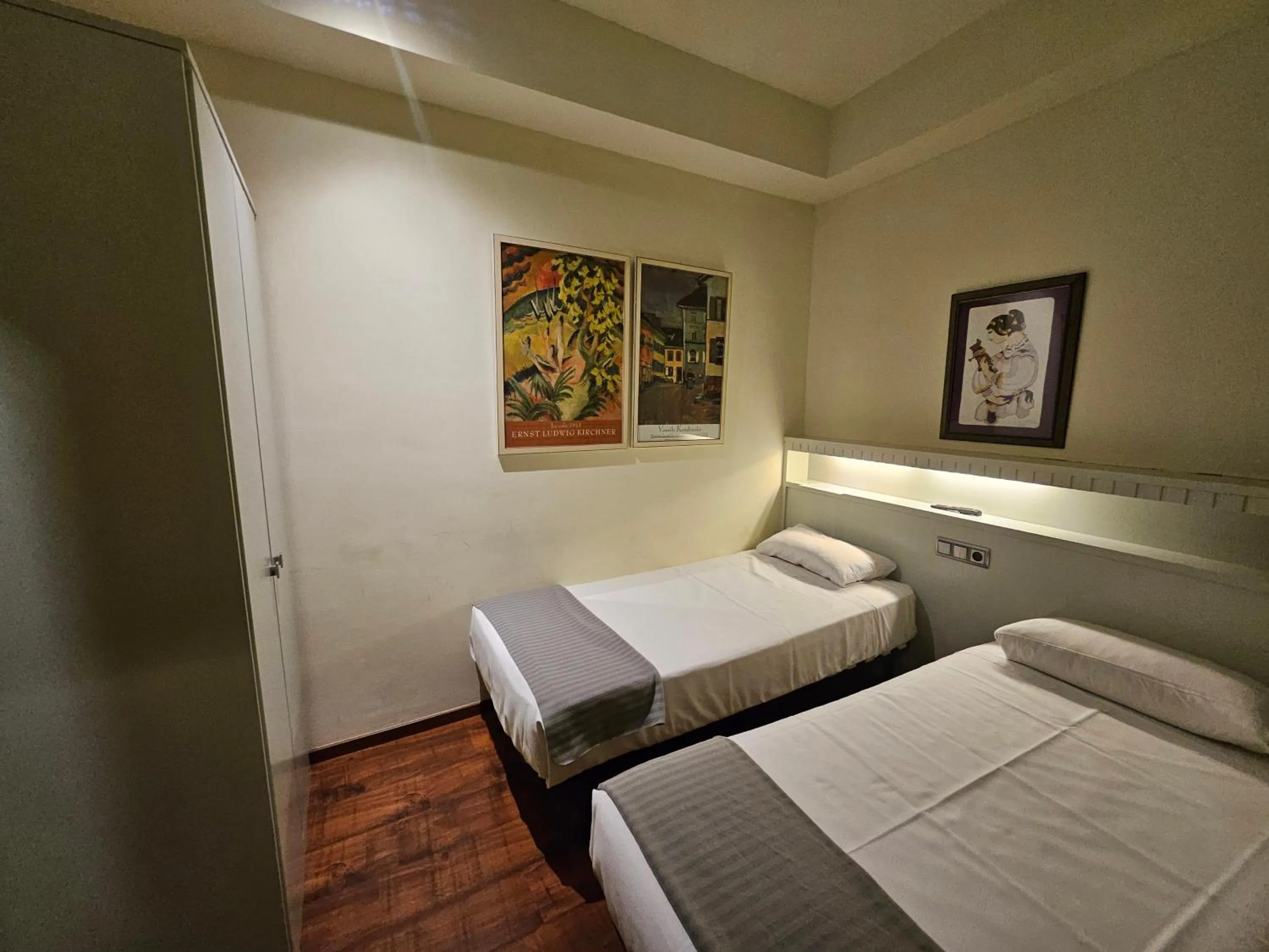 Bed in Hotel Annex - Rey Don Jaime I