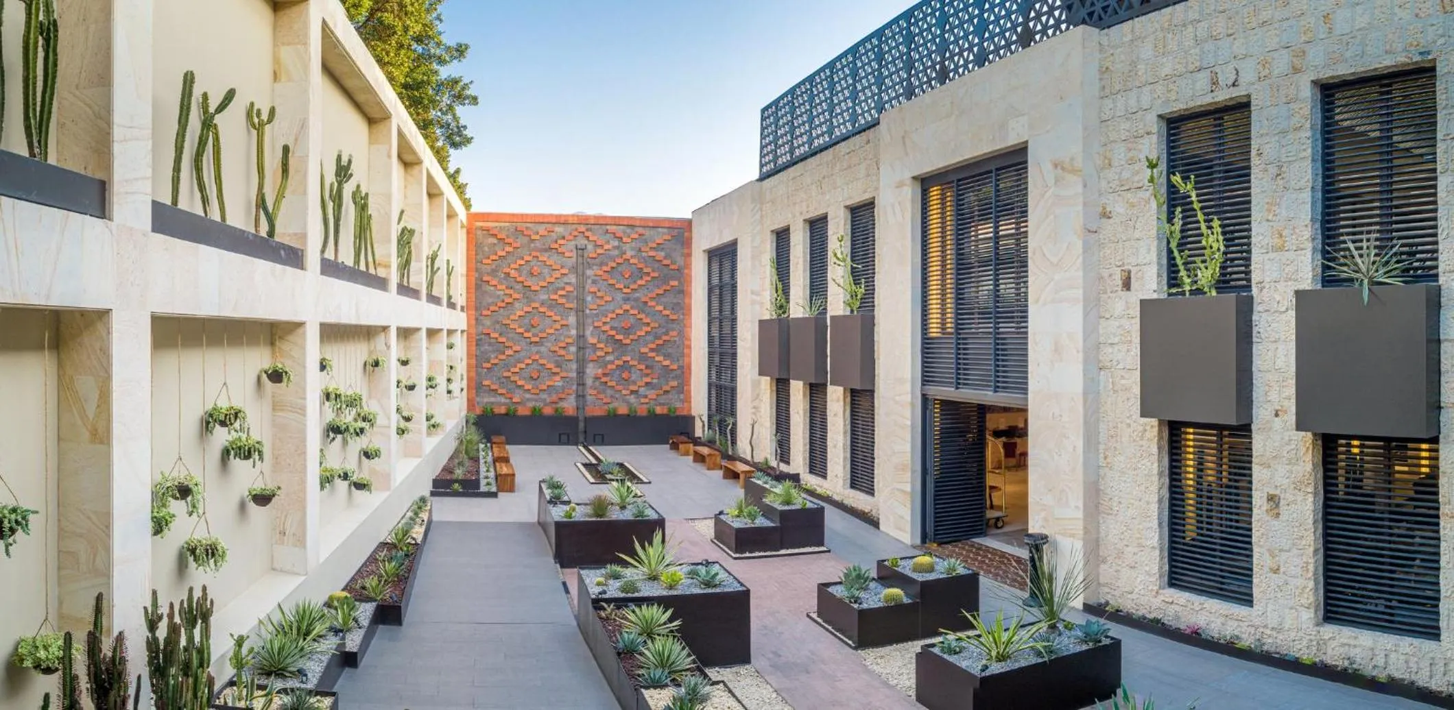 Facade/entrance in Grand Fiesta Americana Oaxaca