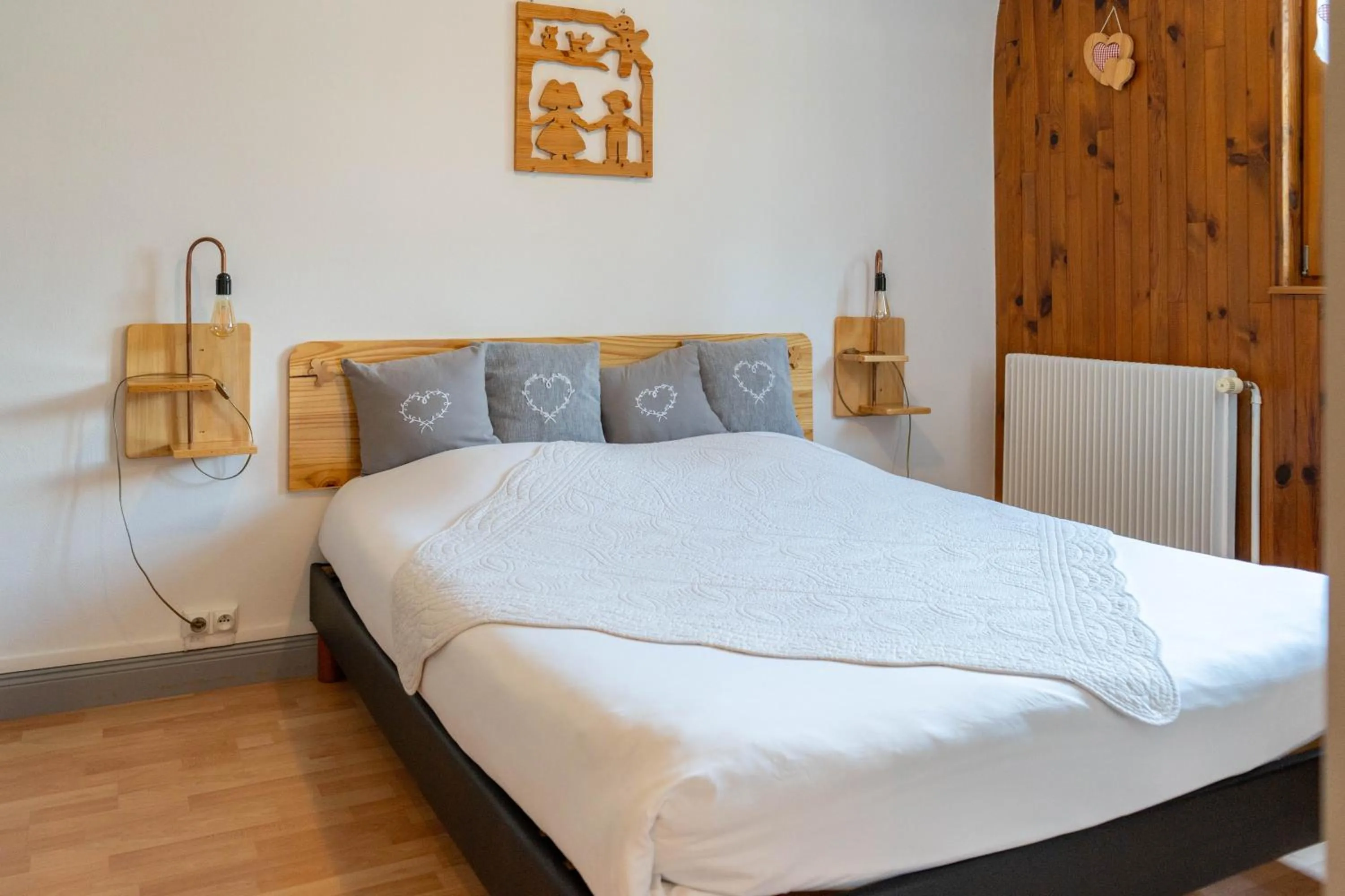 Property building, Bed in Chambres d'hôtes A la Fecht Nature et Bien-être