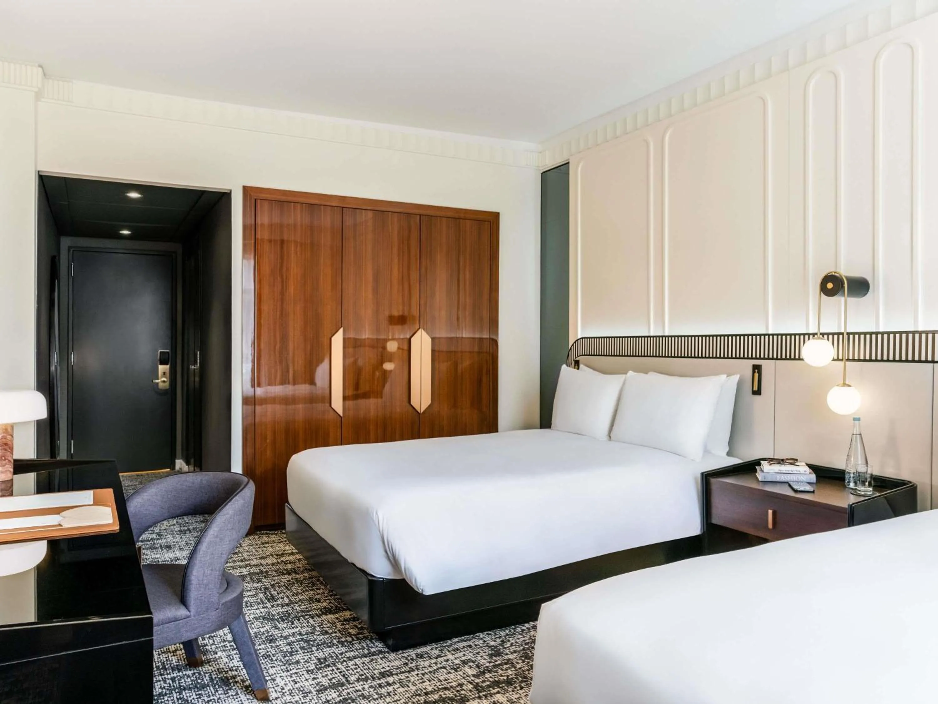 Bedroom, Bed in Sofitel New York