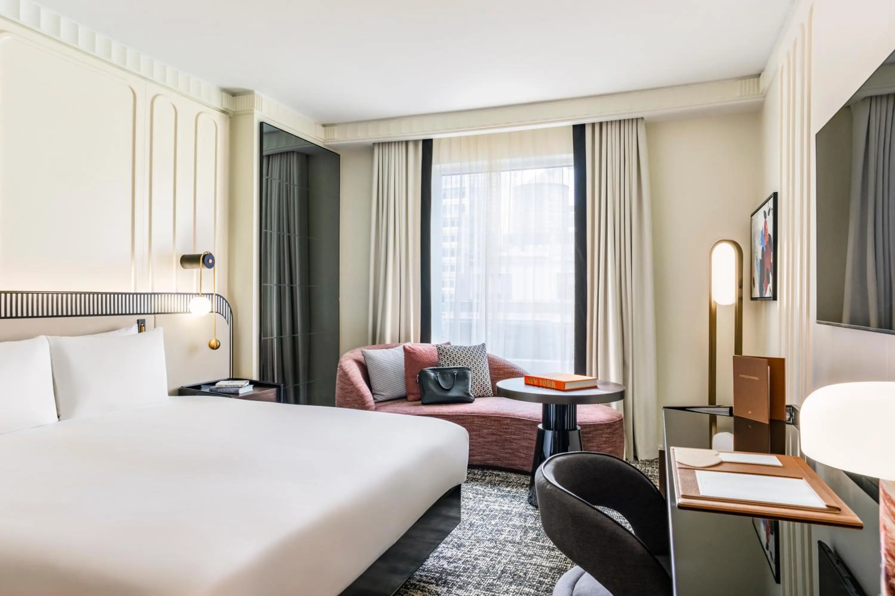 Bedroom, Bed in Sofitel New York