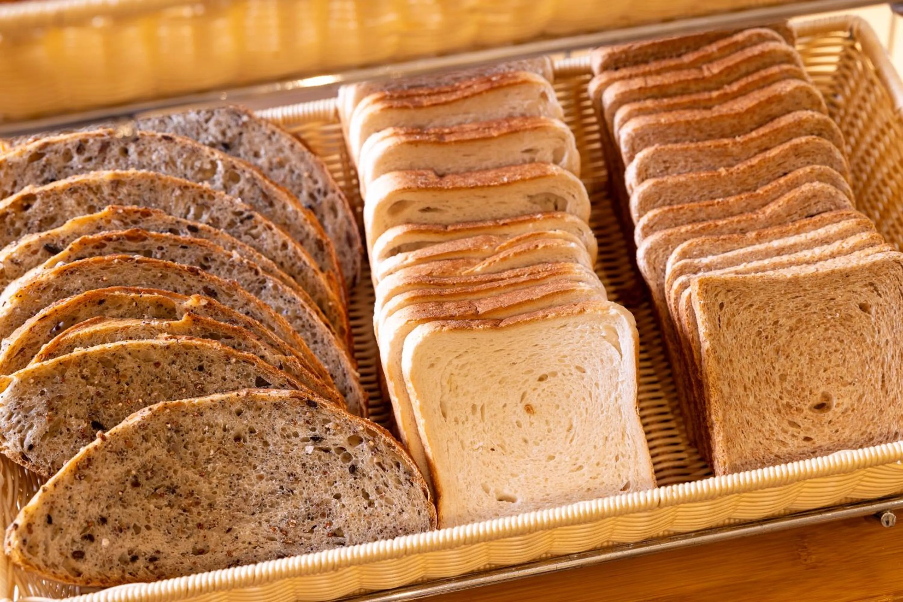 Breakfast in Hôtel Le Relais des Halles