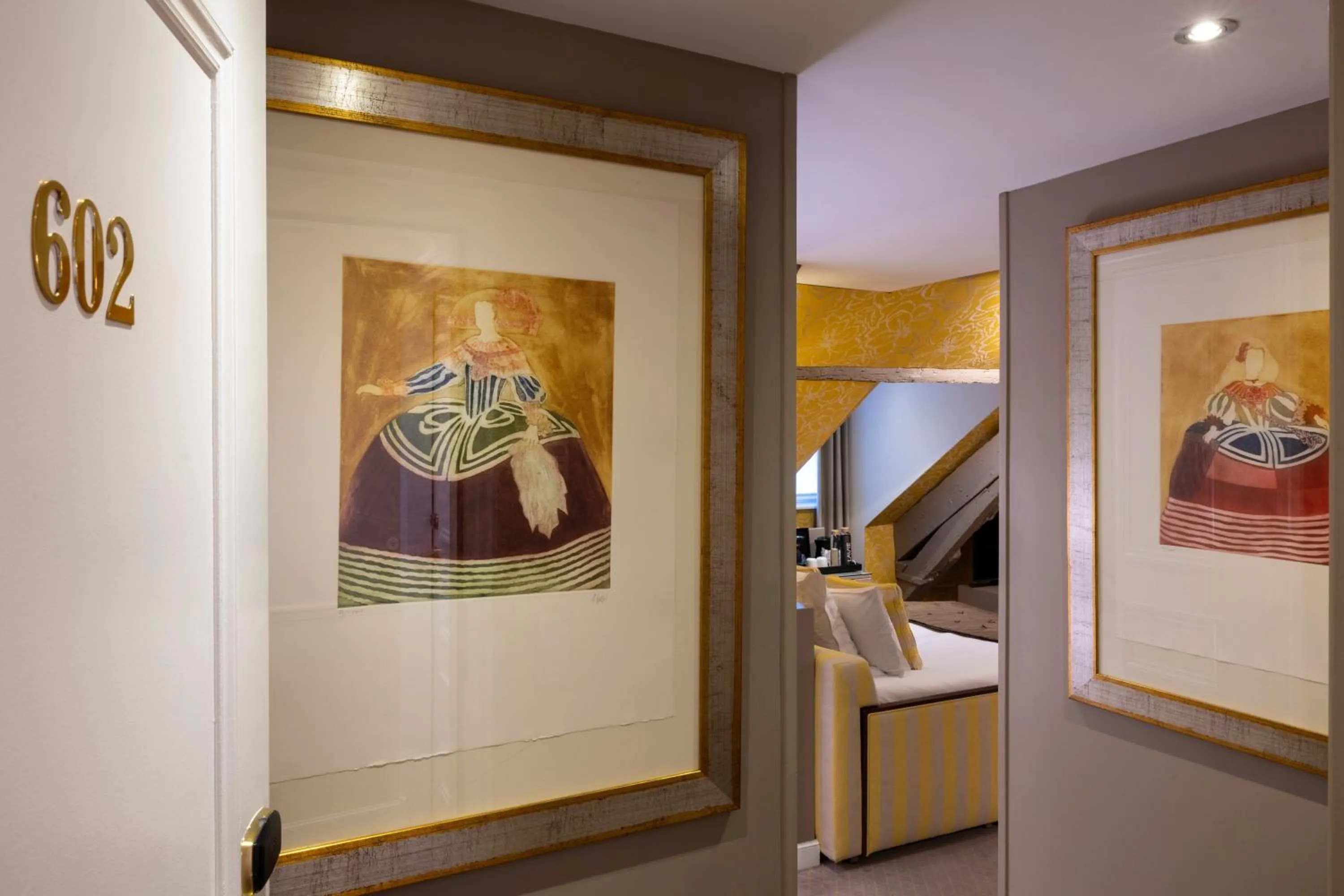 Family in Hôtel Le Relais des Halles