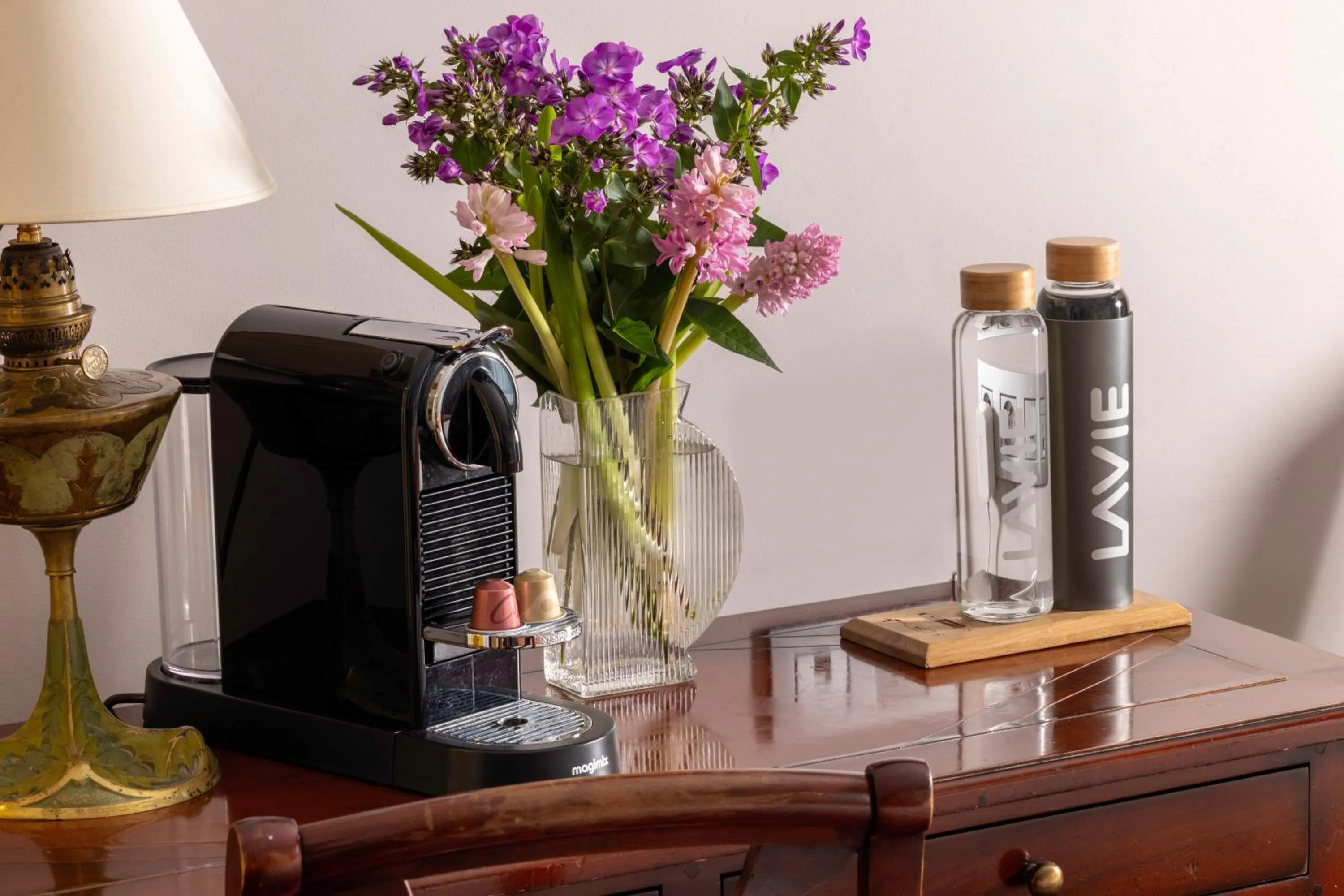 Coffee/tea facilities in Hôtel Le Relais des Halles