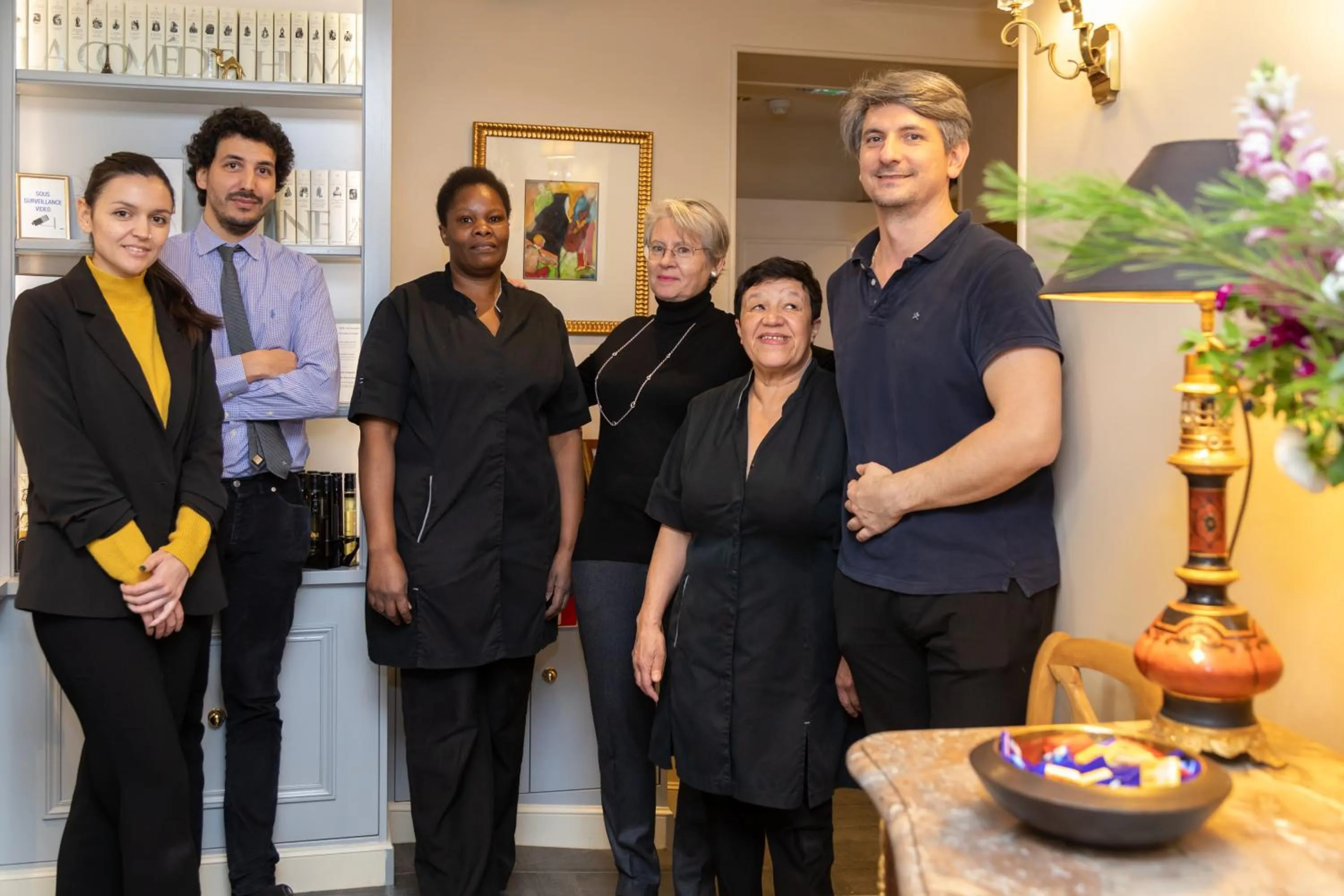 Staff in Hôtel Le Relais des Halles
