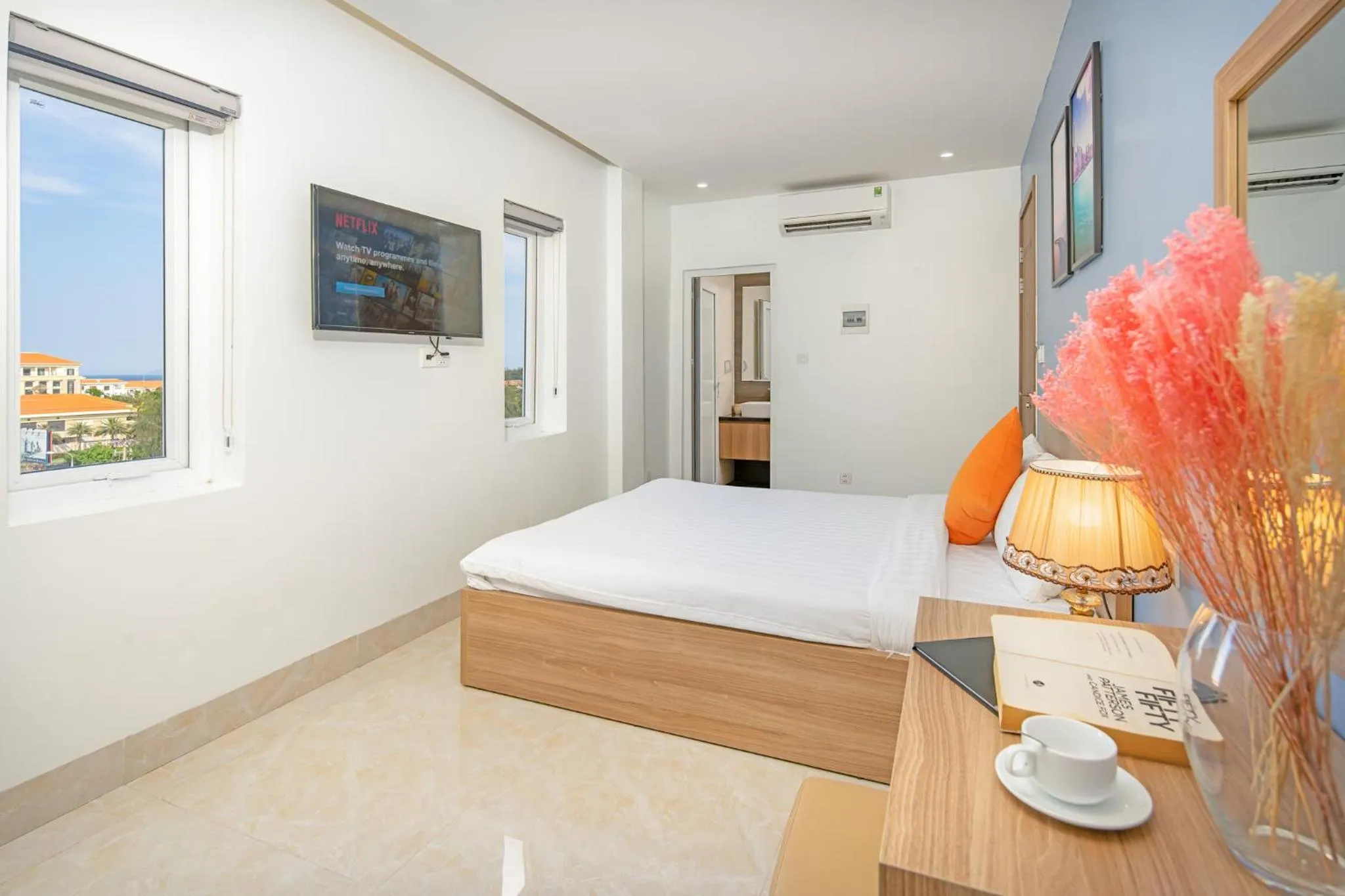 Photo of the whole room, Bed in Suri Apartment & Hotel Danang
