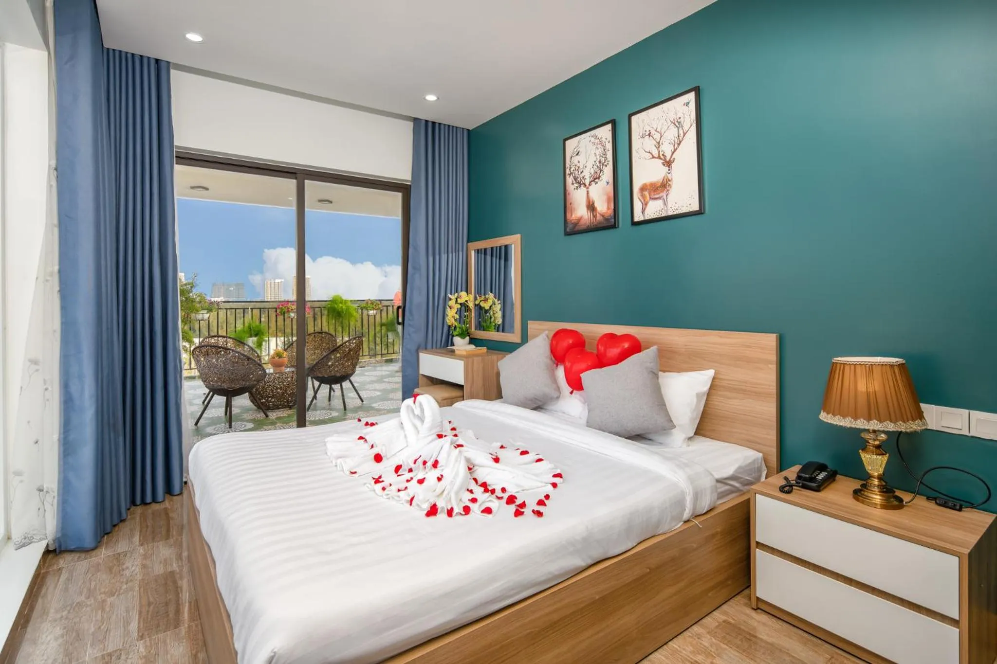 Photo of the whole room, Bed in Suri Apartment & Hotel Danang