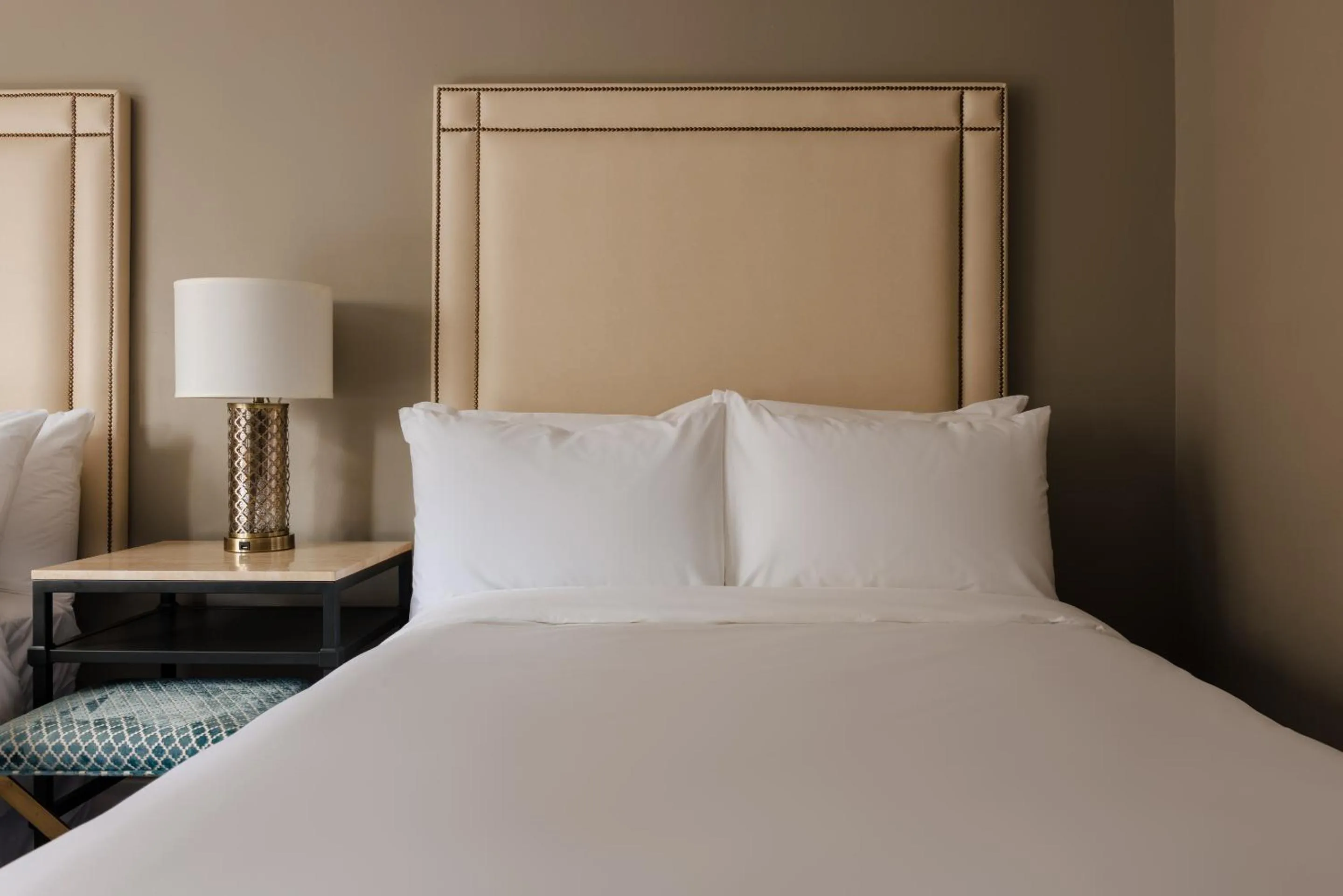 Bed in Hotel Bijou - Union Square