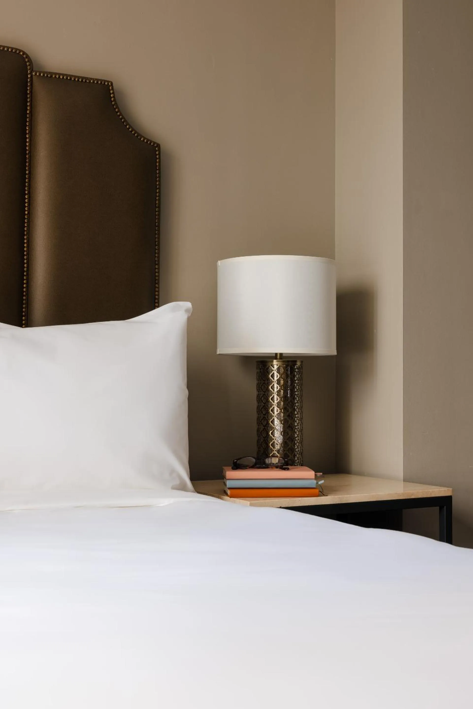 Bed in Hotel Bijou - Union Square