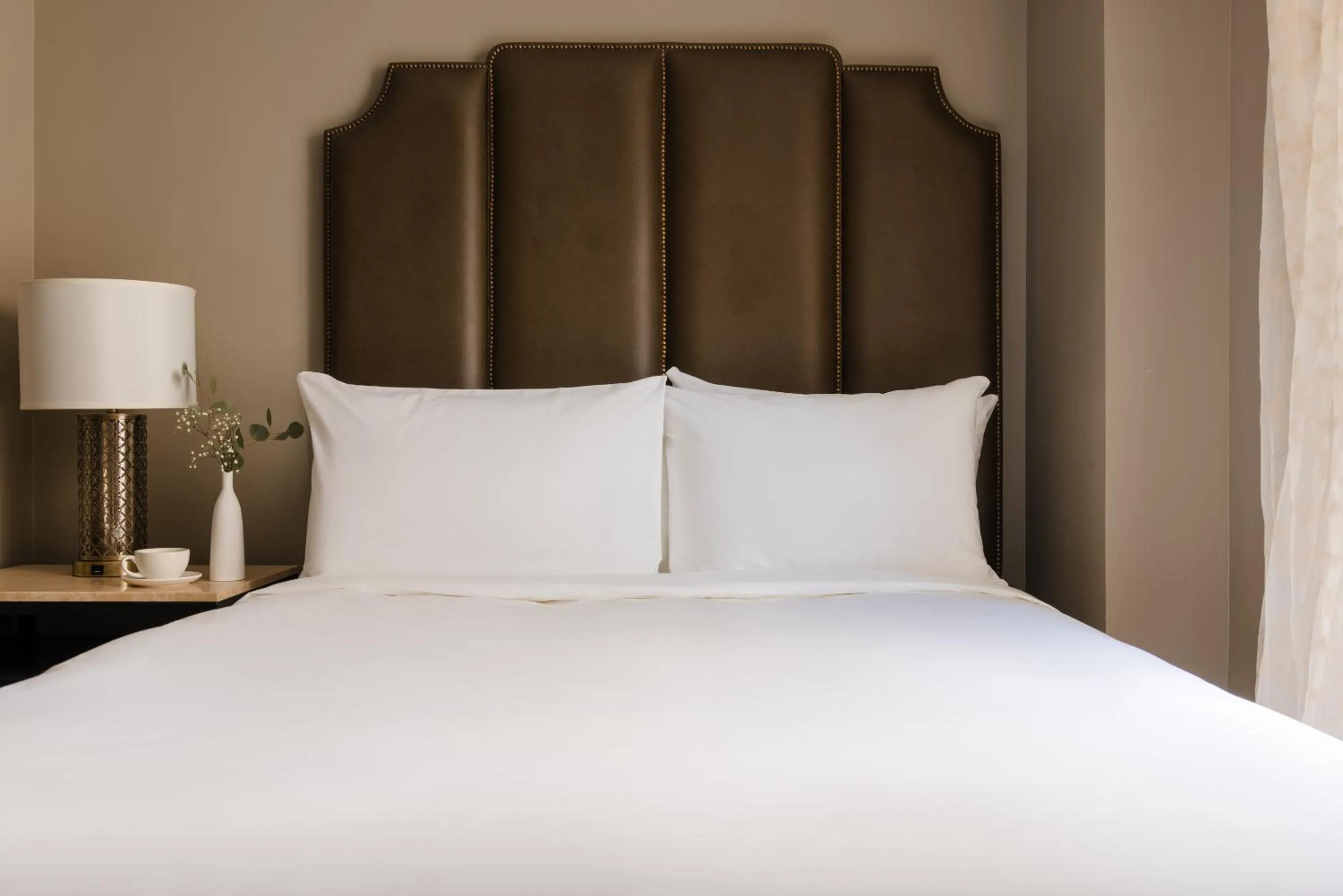 Bed in Hotel Bijou - Union Square