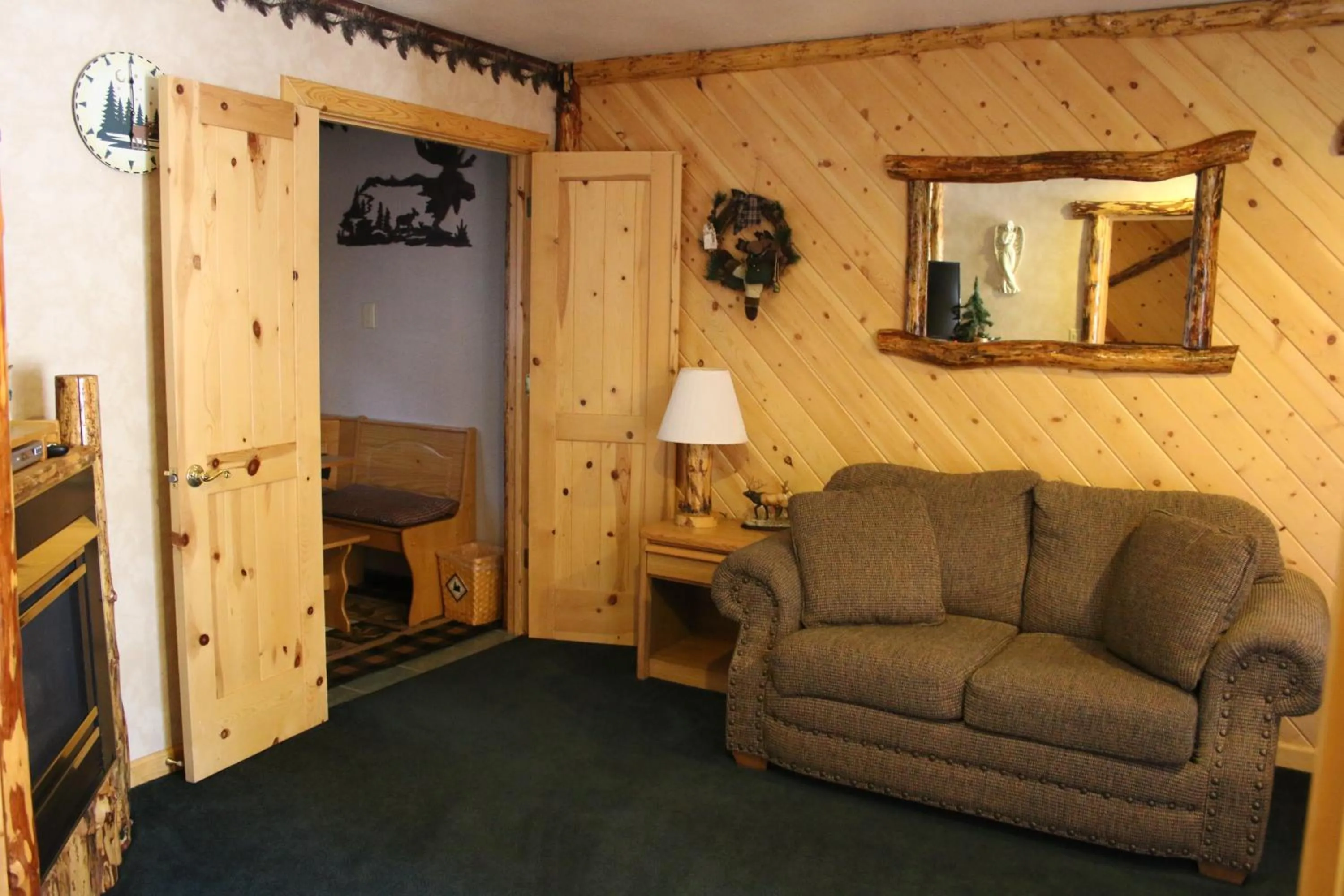 Seating area in Tahoe Valley Lodge