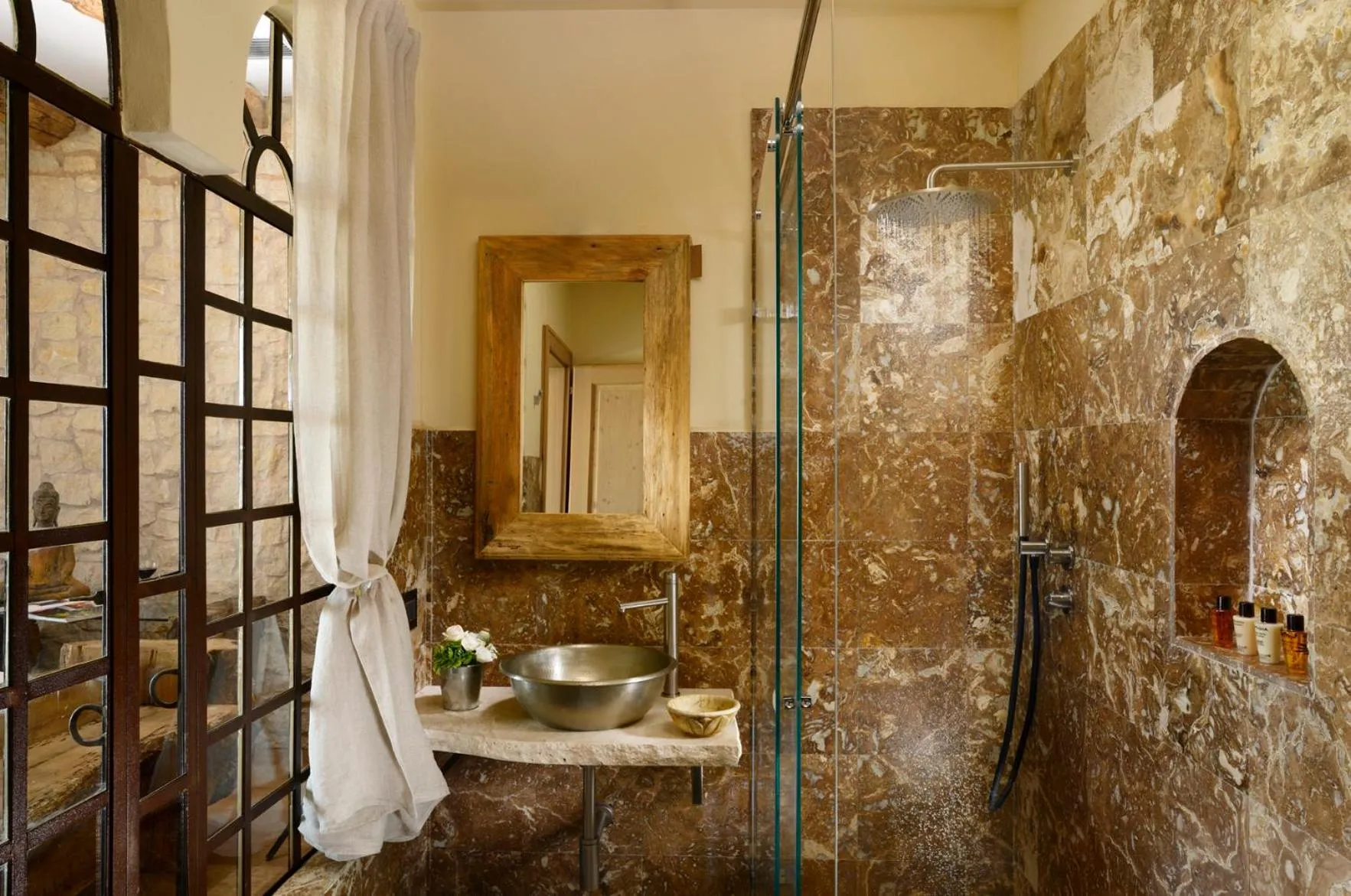 Bathroom in Tenuta Le Cave