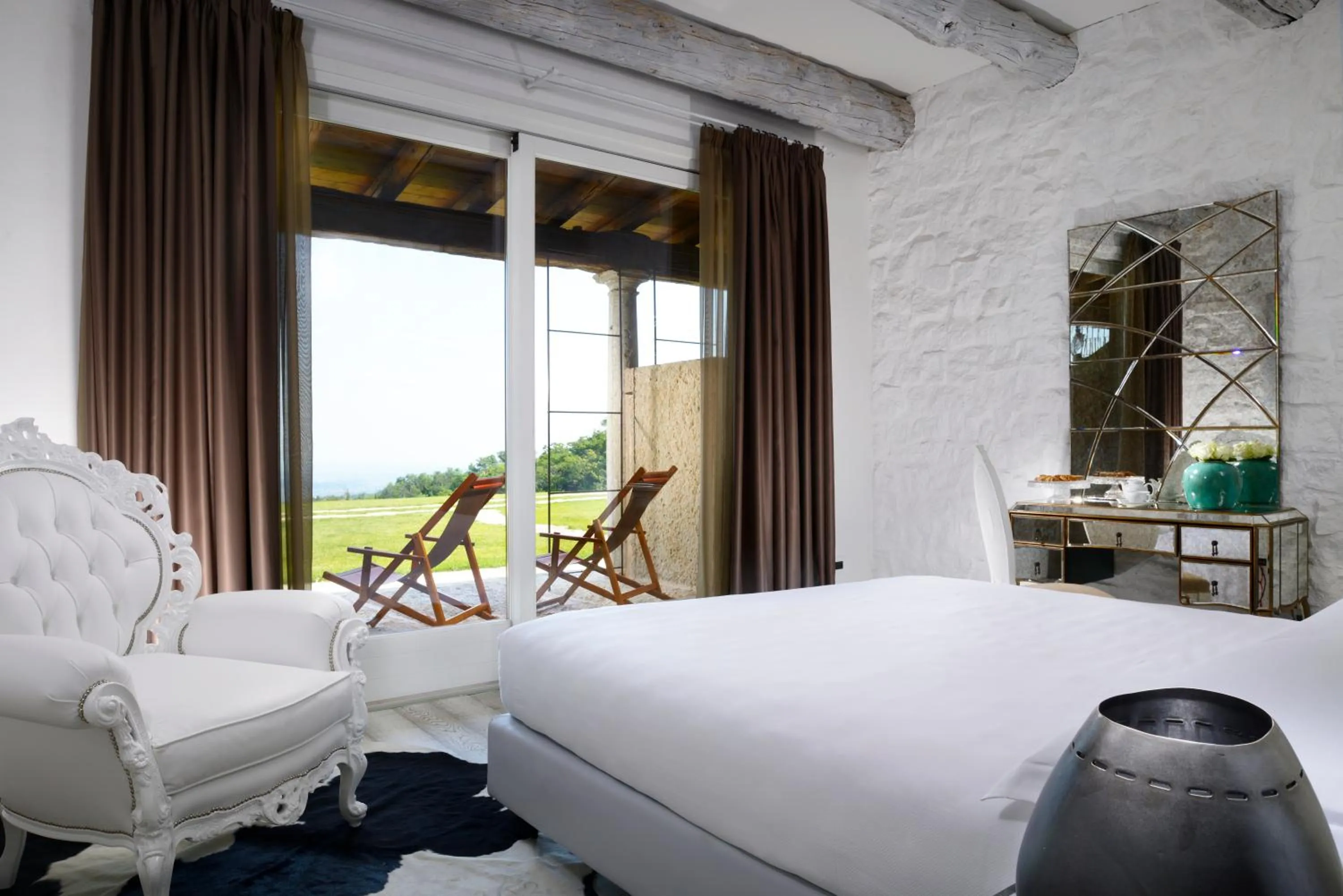 Photo of the whole room, Bed in Tenuta Le Cave