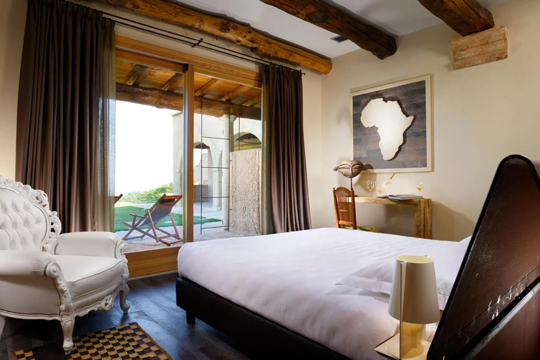 Balcony/Terrace, Bed in Tenuta Le Cave