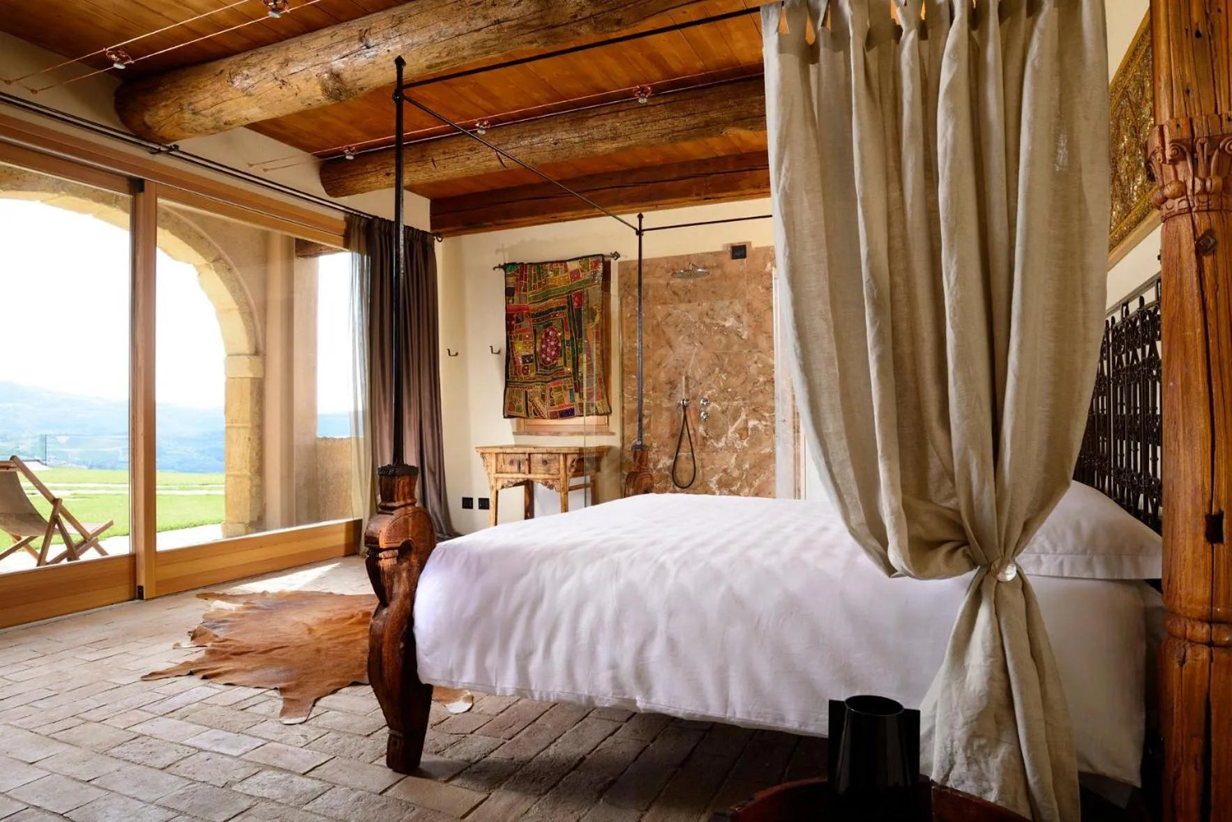 Balcony/Terrace, Bed in Tenuta Le Cave