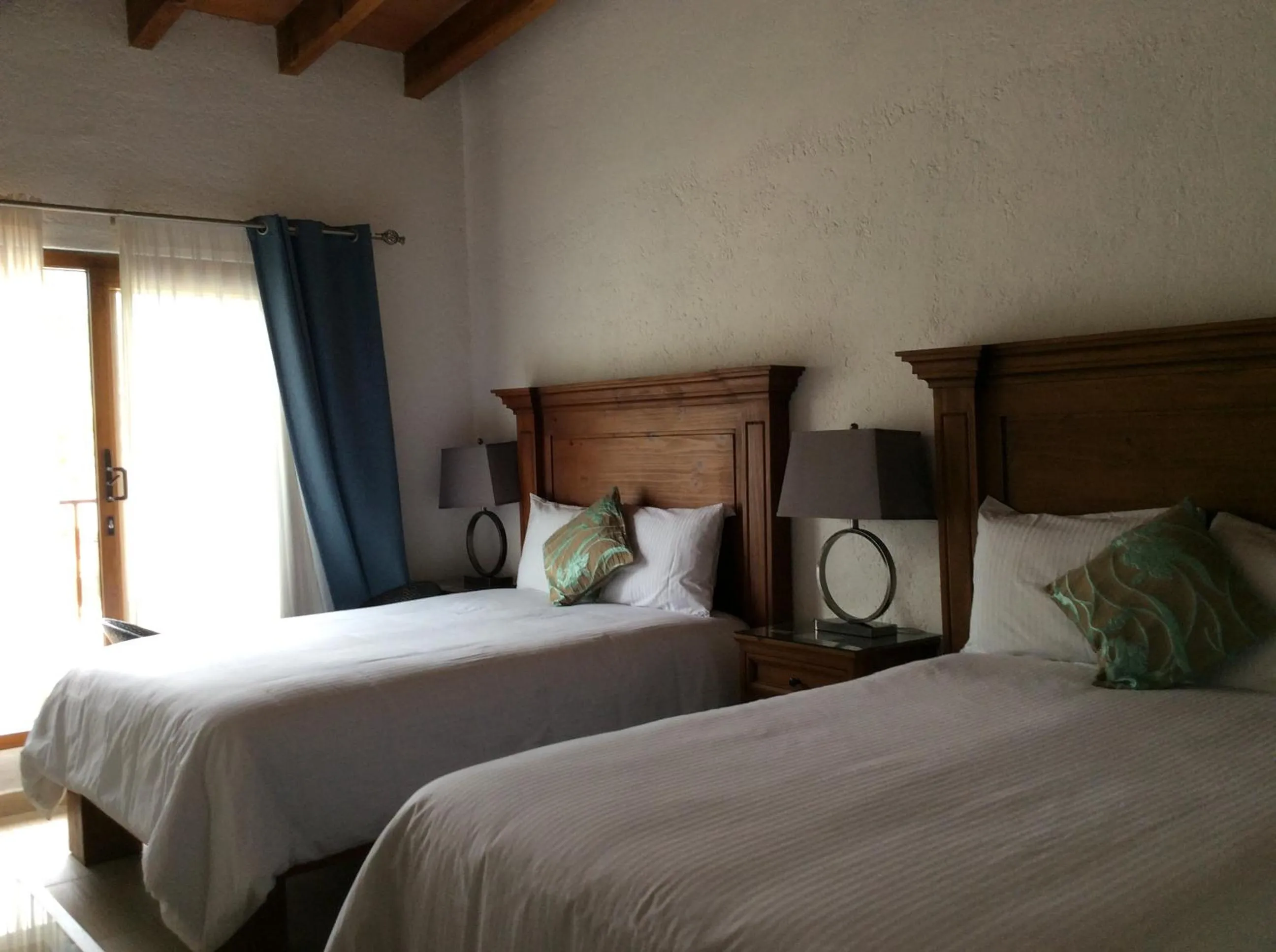 Bed in Hotel Concierge Flor y Canto