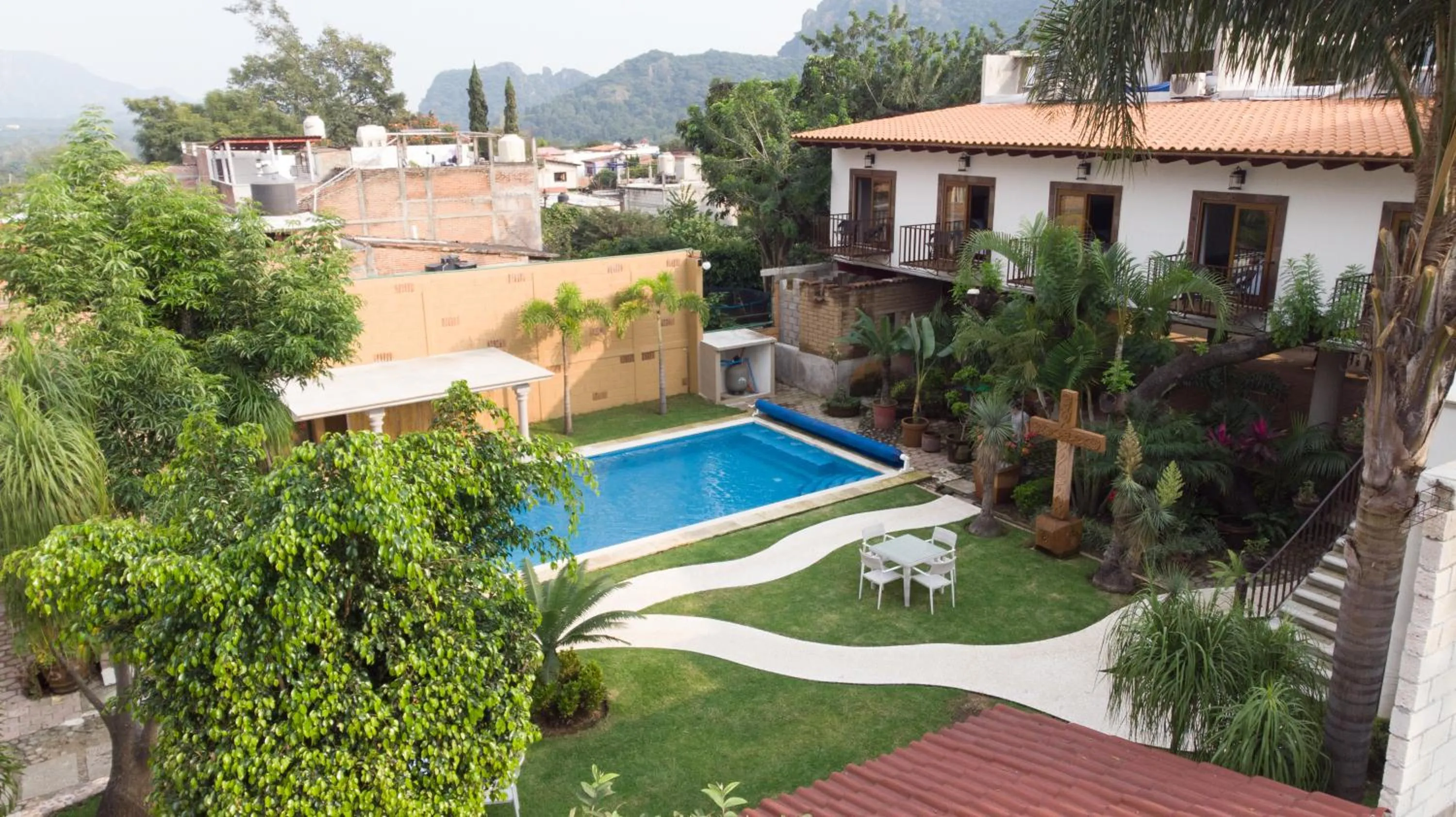 Patio in Hotel Concierge Flor y Canto