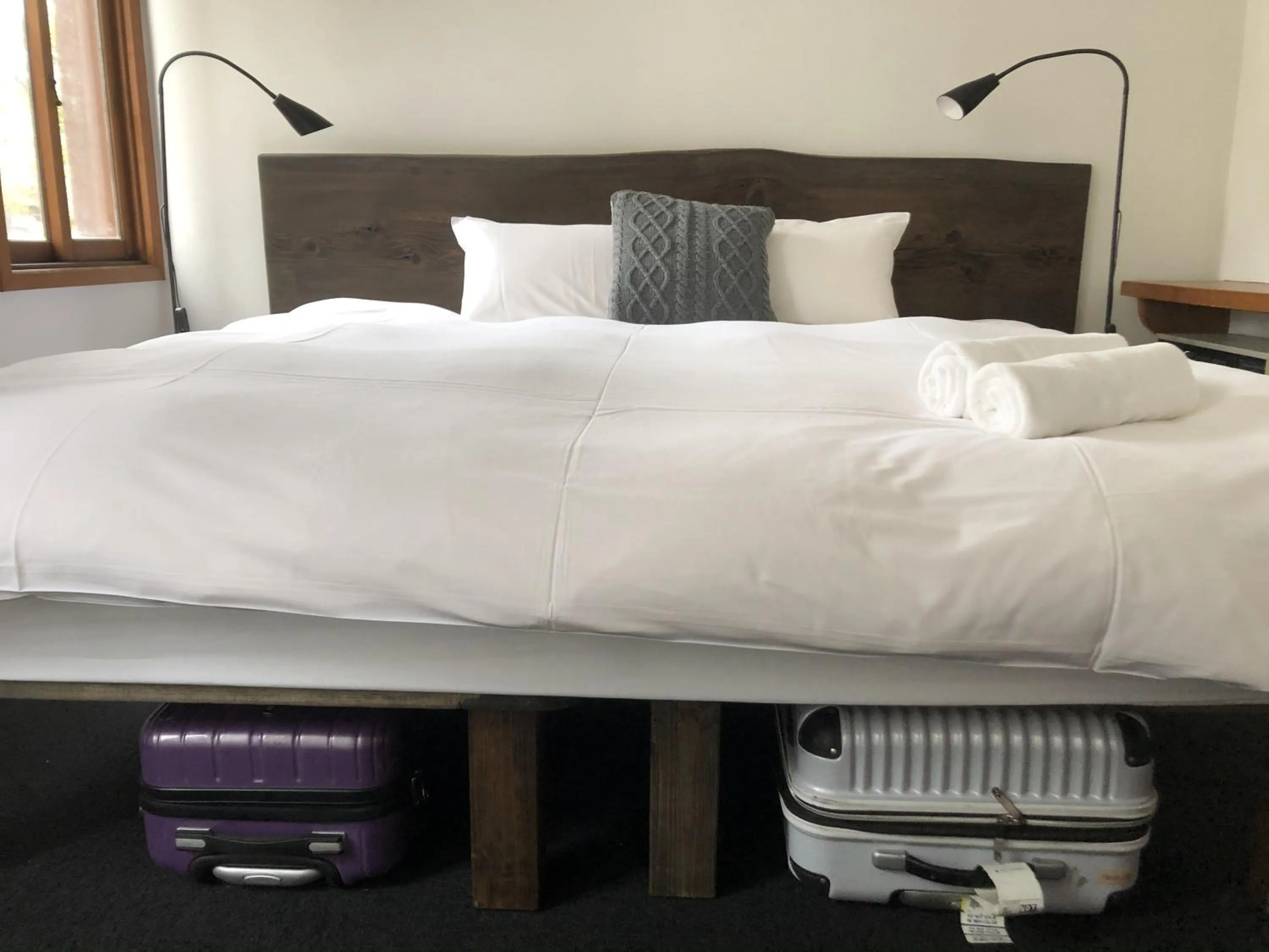 Bedroom, Bed in The Joint