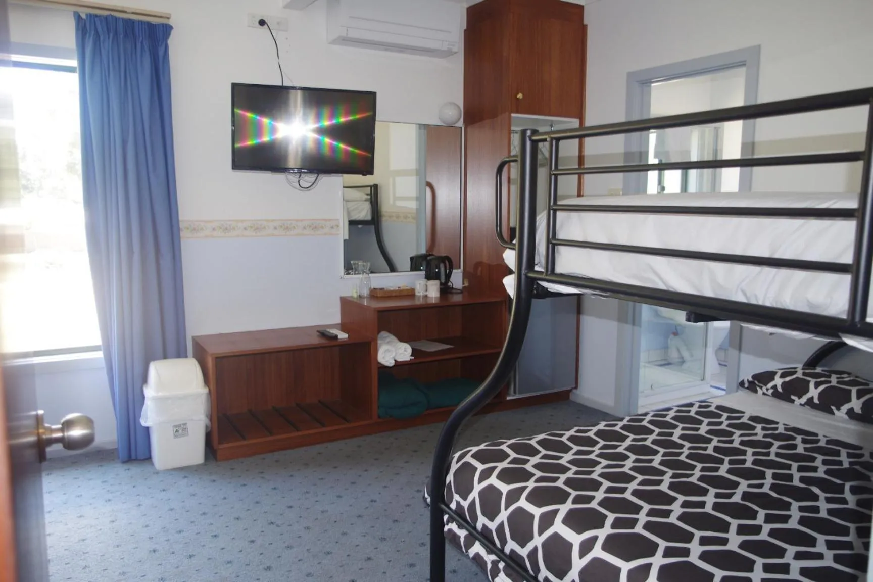 Bed in Halls Gap Tavern