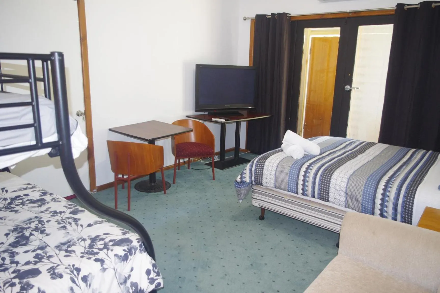 Bed in Halls Gap Tavern