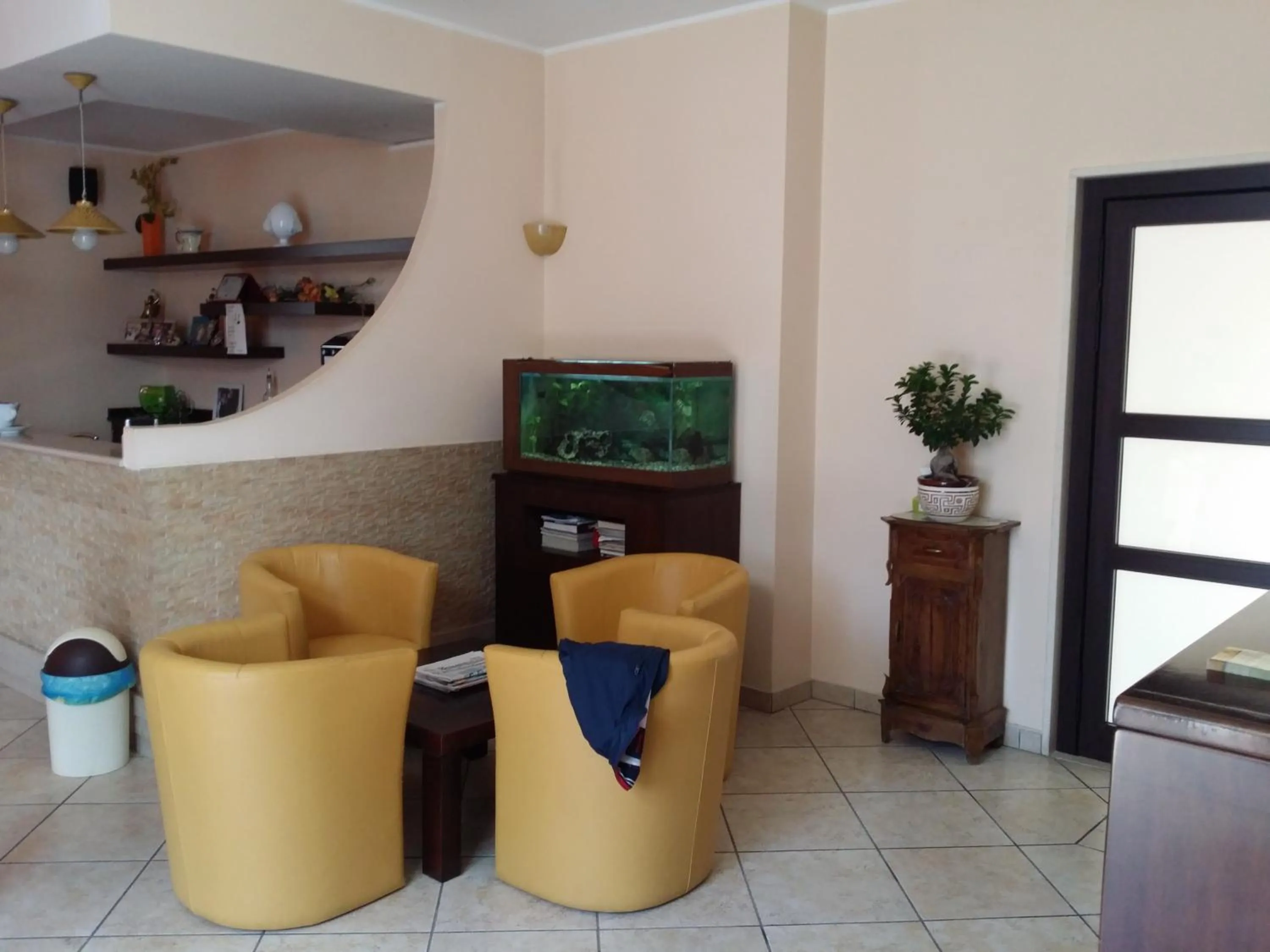 Lounge or bar in La Tana del Lupo