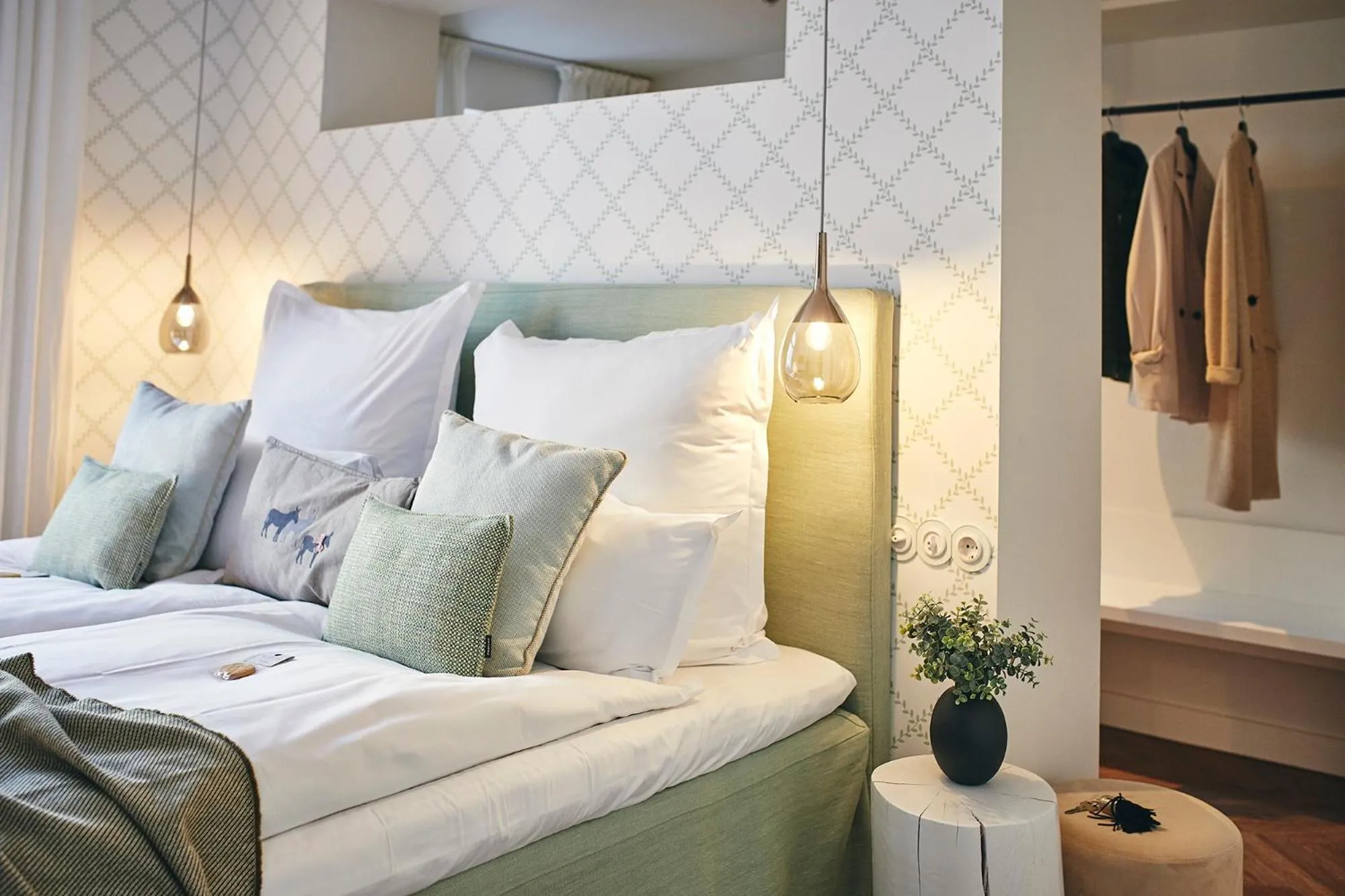 Photo of the whole room, Bed in BUITERLING Hotel